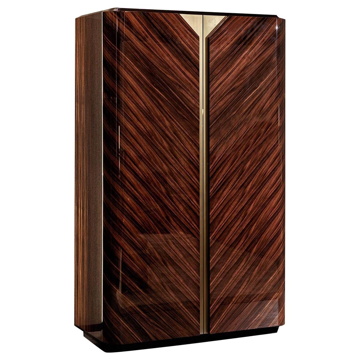 https://a.1stdibscdn.com/chandler-cabinet-for-sale/1121189/f_209267421602327127973/20926742_master.jpg