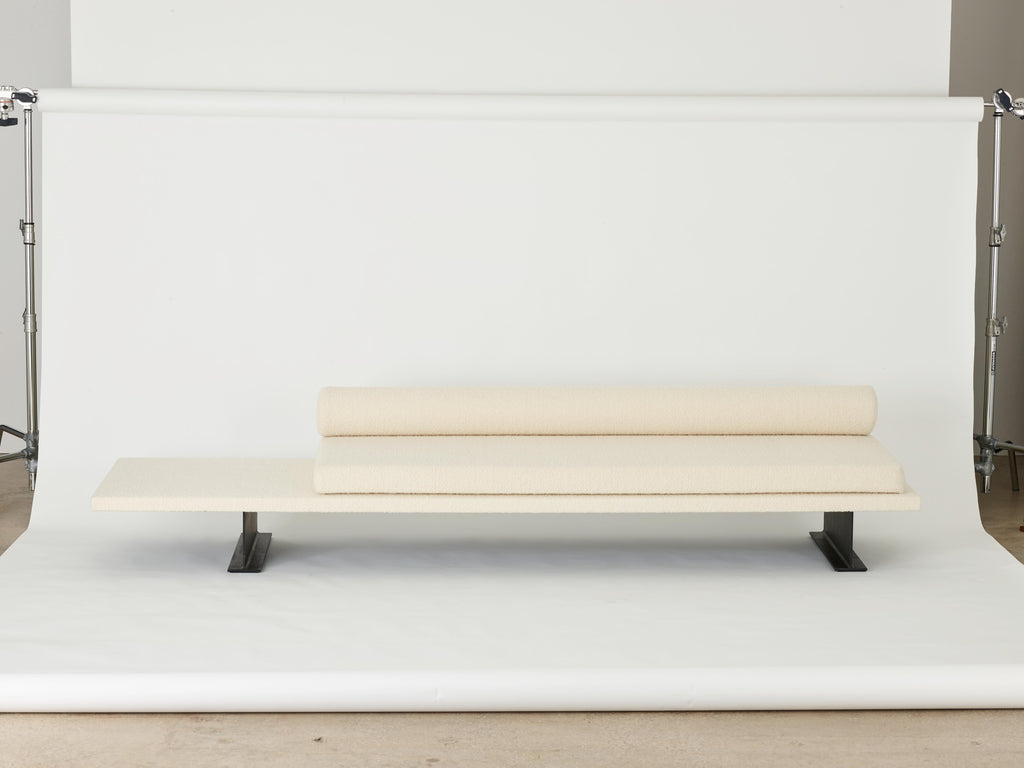 https://a.1stdibscdn.com/trave-sofa-by-umberto-bellardi-ricci-for-sale-picture-4/f_12192/f_327450821676296617769/20_08_04_UBR_0138_master.jpg