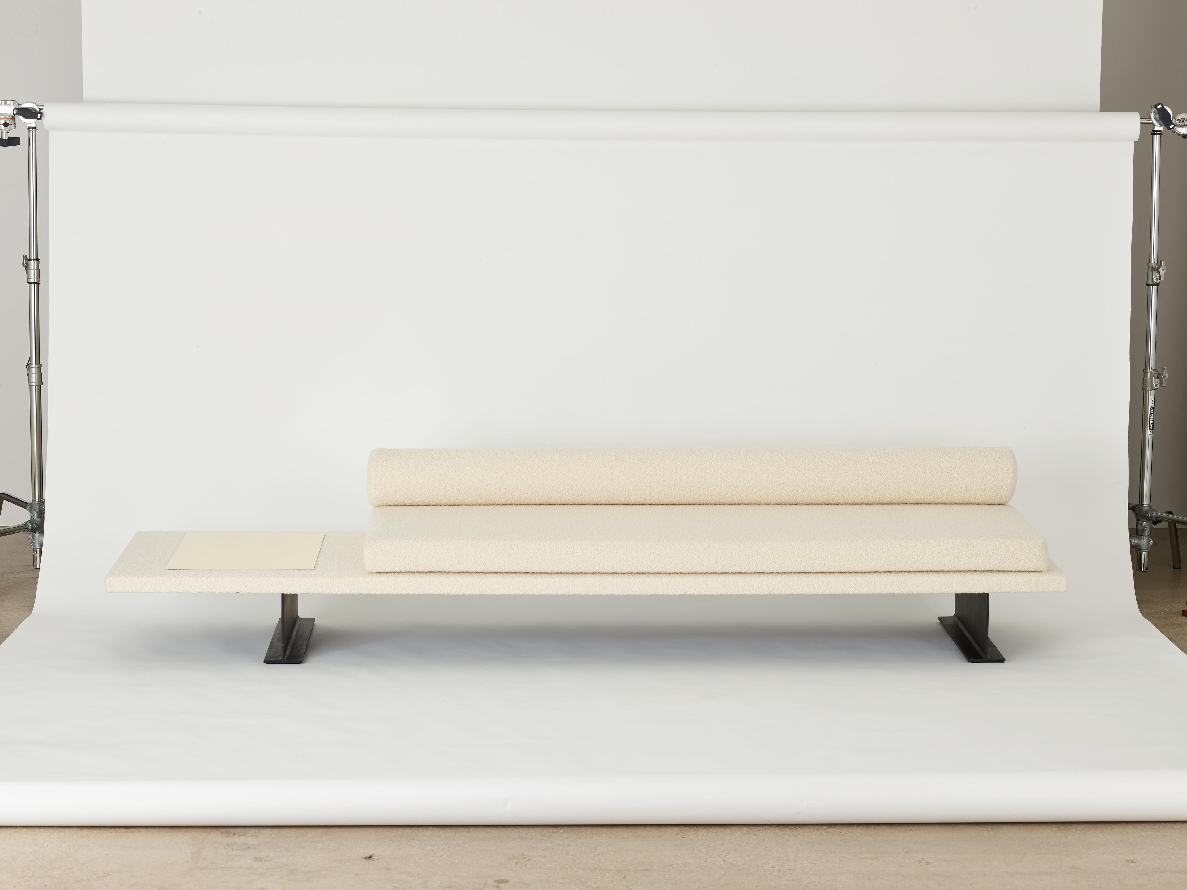 https://a.1stdibscdn.com/trave-sofa-by-umberto-bellardi-ricci-for-sale-picture-5/f_12192/f_327450821676296618606/20_08_04_UBR_0139_master.jpg