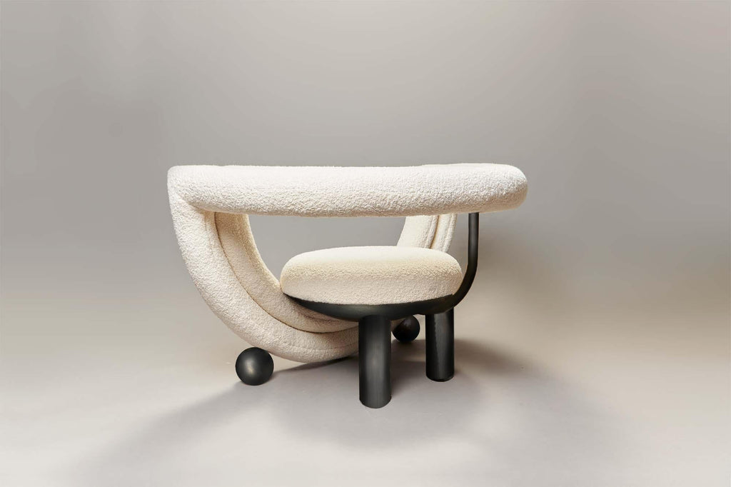 https://a.1stdibscdn.com/kissing-armchair-by-lara-bohinc-in-bronze-metal-and-cream-boucle-fabric-for-sale-picture-5/f_19173/f_254307821681991734960/210907_Bohinc_I23198__master.jpg