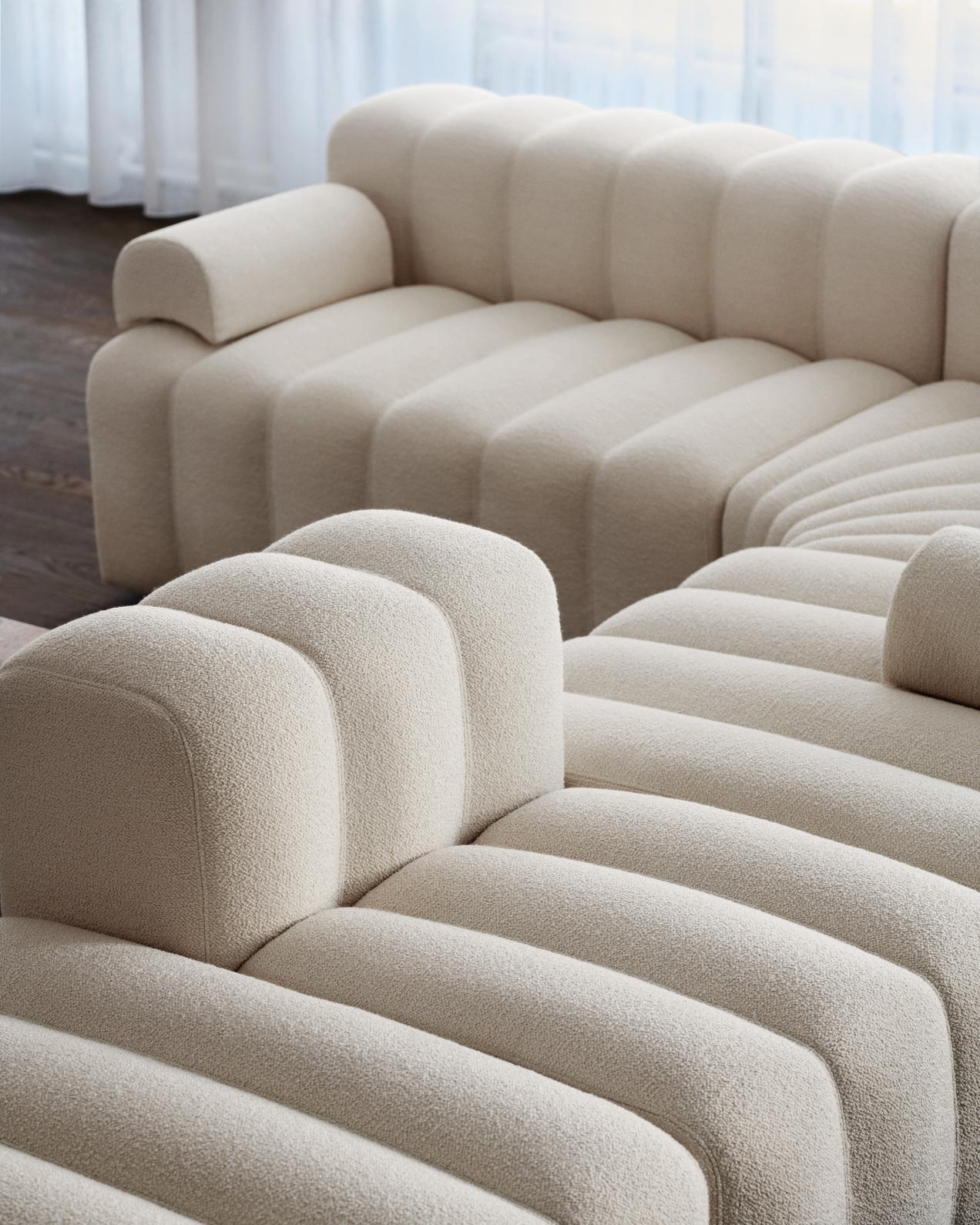 https://a.1stdibscdn.com/studio-sofa-by-norr11-modular-sofa-setup-3-green-for-sale-picture-5/f_31233/f_268965621642094369236/210907_norr11_Morten_Bentzon_22792_master.jpg