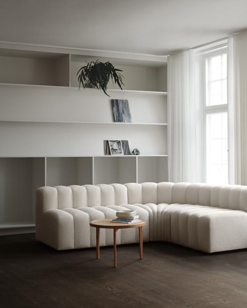 https://a.1stdibscdn.com/customizable-norr11-studio-sofa-setup3-by-kristian-sofus-hansen-tommy-hyldahl-for-sale-picture-7/f_44652/f_298355321659463822413/210907_norr11_Morten_Bentzon_22928_1_master.jpg