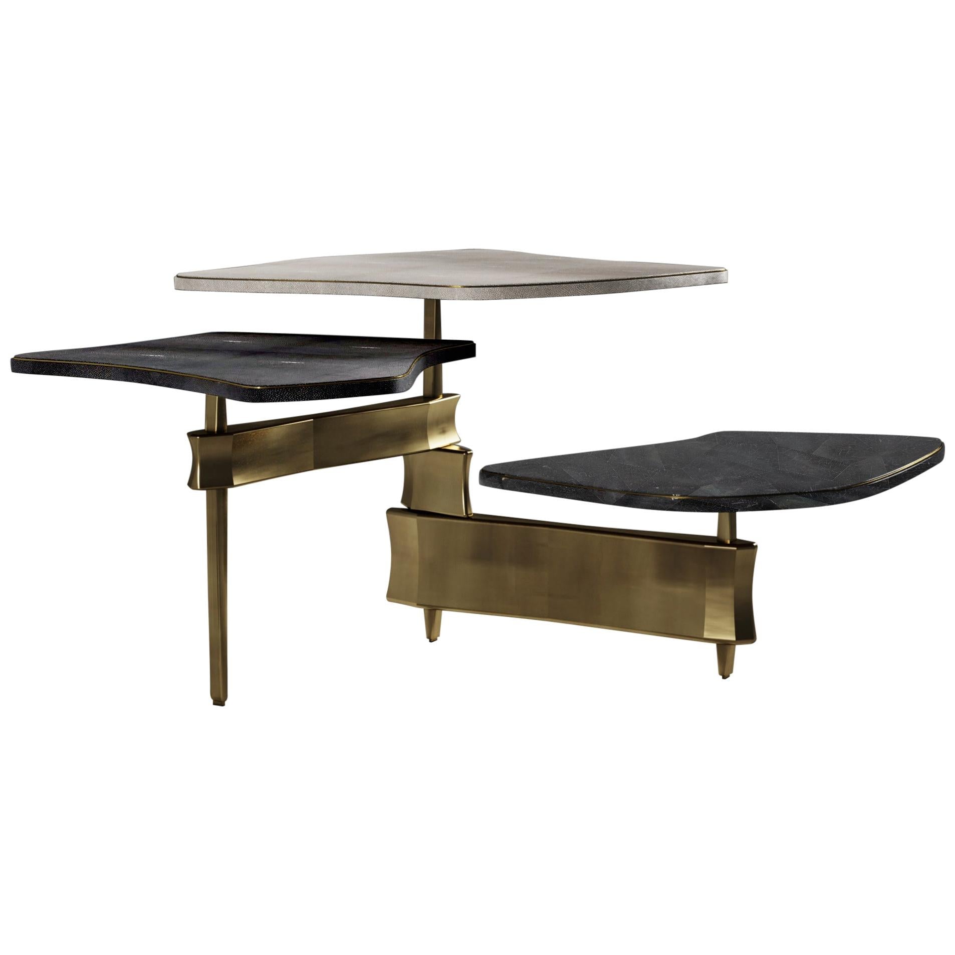 https://a.1stdibscdn.com/shagreen-coffee-table-with-shell-and-bronze-patina-brass-accents-by-kifu-paris-for-sale-picture-5/f_45491/f_235245821619415939452/21312952_master.jpg