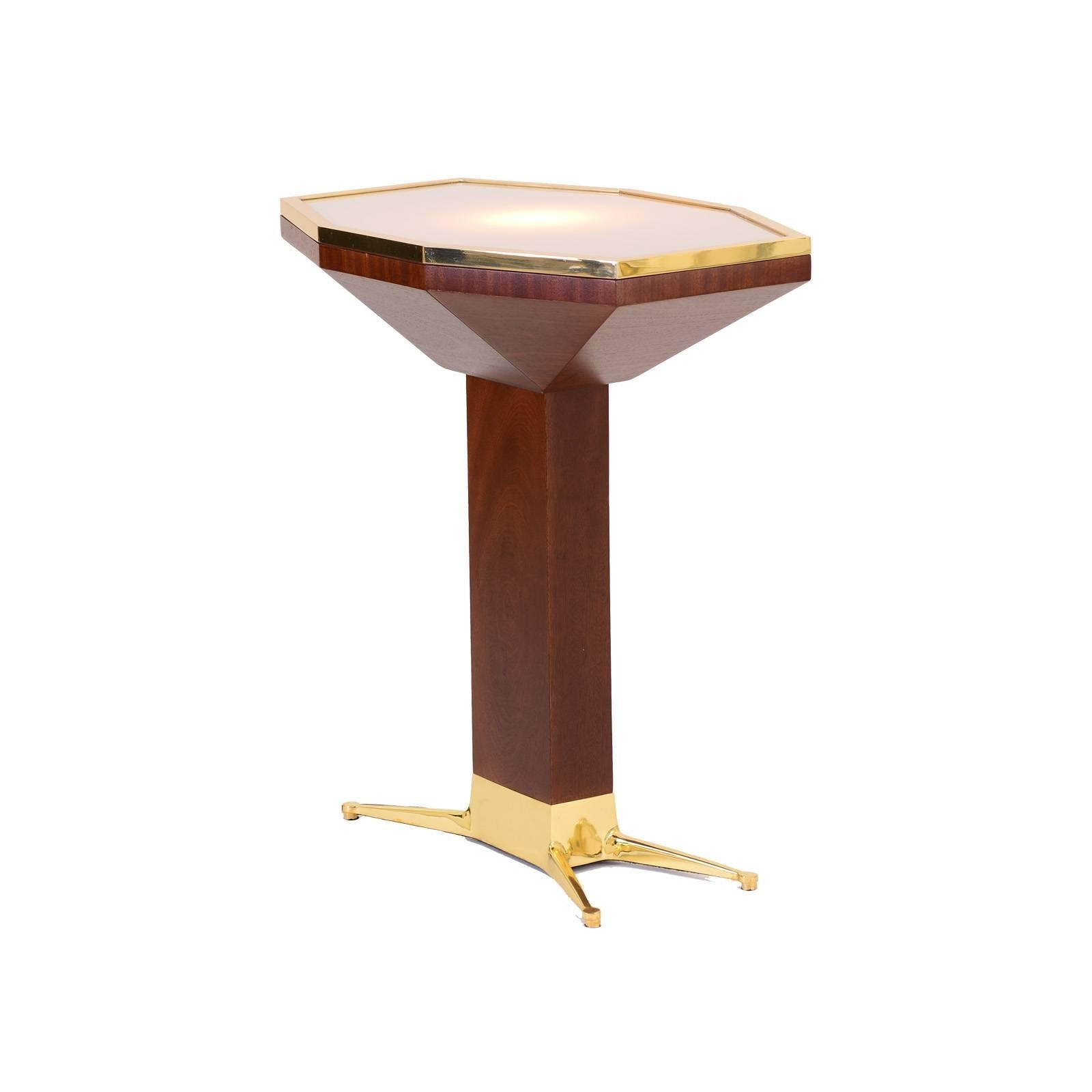 https://a.1stdibscdn.com/adolf-loos-american-bar-vienna-table-re-edition-loos-bar-for-sale-picture-2/f_10502/f_439568121741464535199/21334_woka_Loosbar2_1600_1st_master.jpg