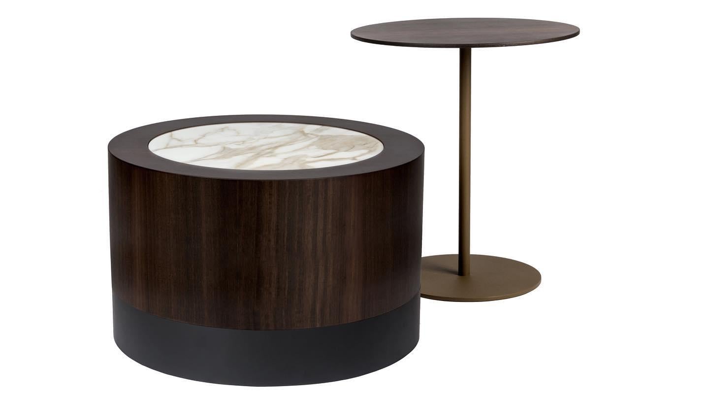 https://a.1stdibscdn.com/set-of-2-low-tables-in-wood-or-lacquer-47-and-25-diameter-for-sale-picture-3/f_27693/f_402052821718610522883/213359905_4031983186849871_1565119688526043725_n_master.jpg