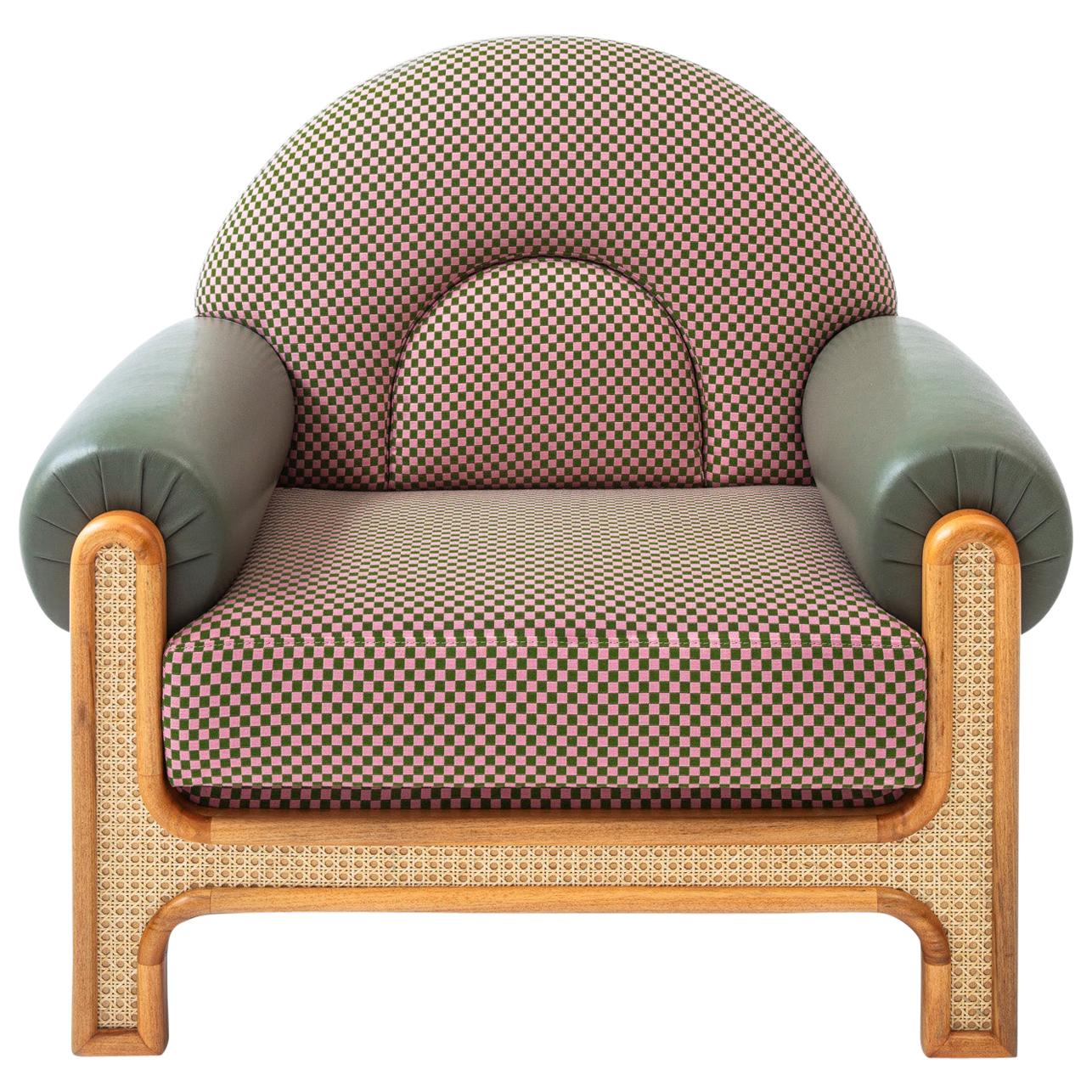 https://a.1stdibscdn.com/n-gene-armchair-with-green-checker-fabric-and-purple-leather-for-sale-picture-6/f_36601/f_216812521607120034372/21400162_master.jpg