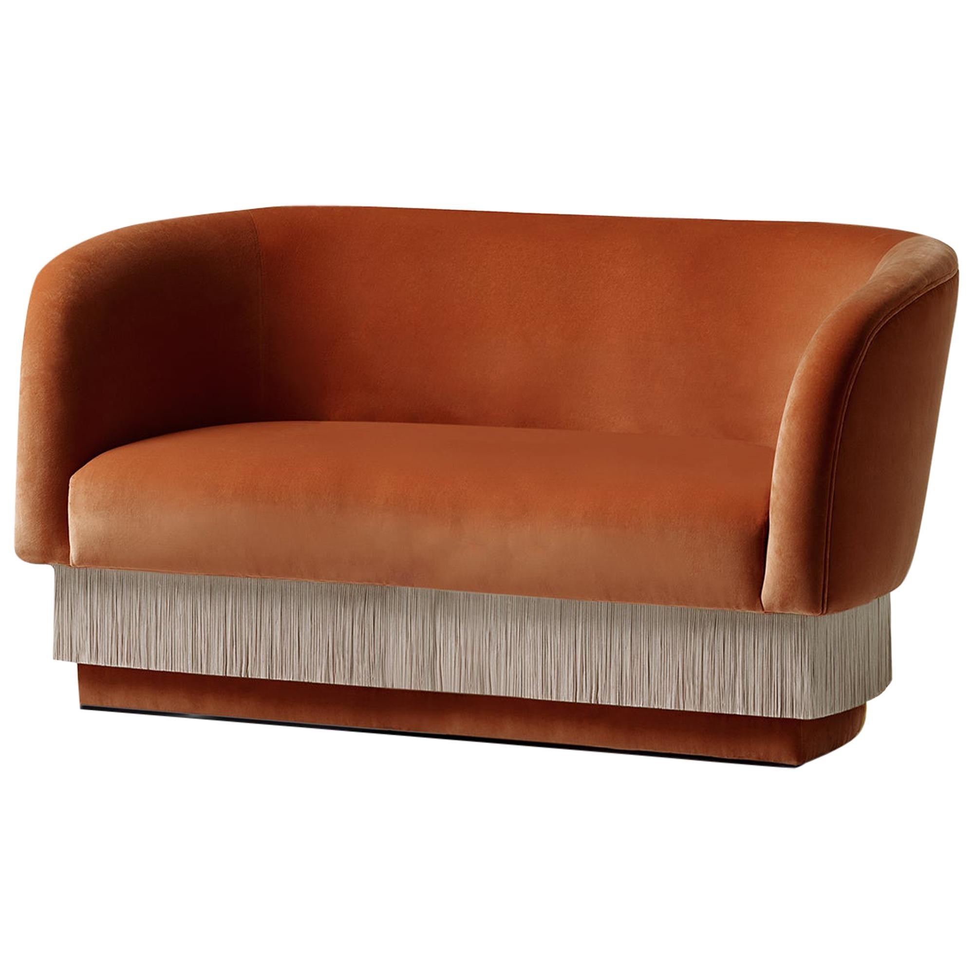 https://a.1stdibscdn.com/sofa-settee-with-soft-terracotta-velvet-and-silk-fringes-la-folie-180cm-for-sale/1121189/f_215057521605957538356/21505752_master.jpg