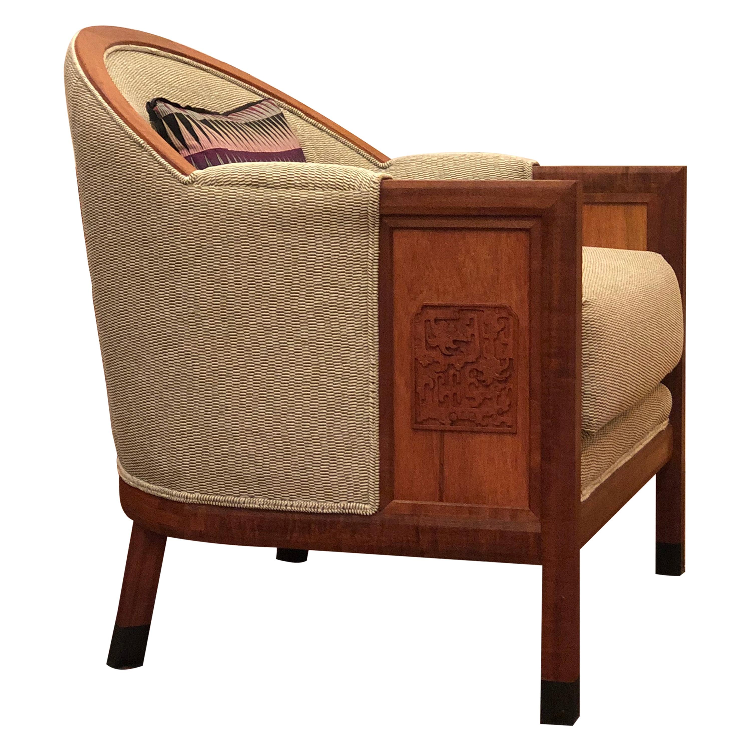 https://a.1stdibscdn.com/club-chair-by-brian-holcombe-in-mahogany-with-upholstery-for-sale/1121189/f_215579021606322469542/21557902_master.jpeg