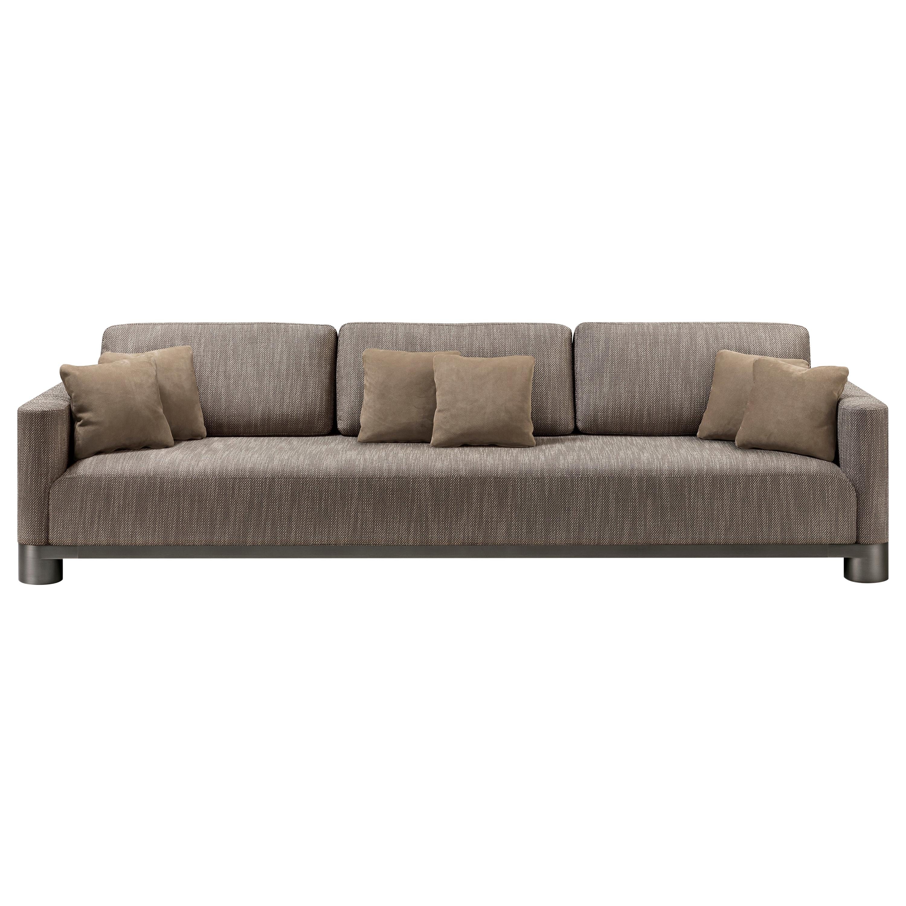 https://a.1stdibscdn.com/ghidini-1961-bold-3-seater-sofa-in-fabric-with-black-gold-base-by-e-giovannoni-for-sale/1121189/f_216679621607162163325/21667962_master.jpg