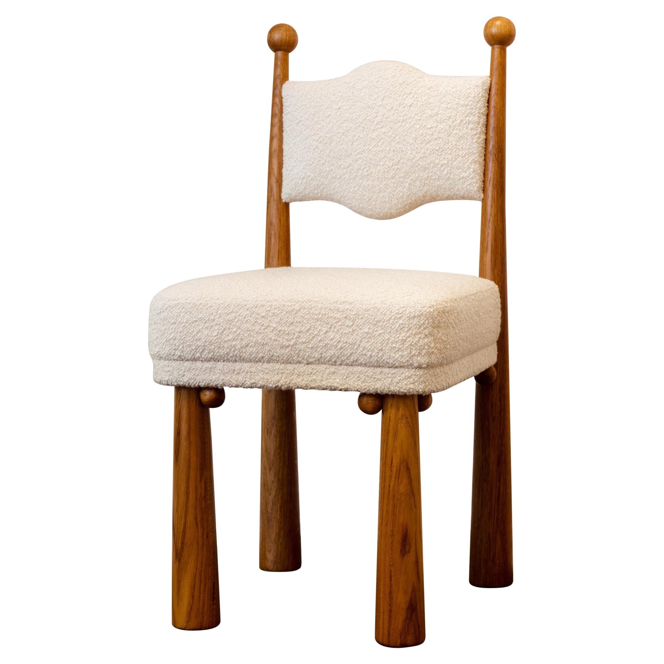 https://a.1stdibscdn.com/sculpted-oak-chair-by-laura-gonzalez-for-sale/1121189/f_216715121607162632768/21671512_master.jpg