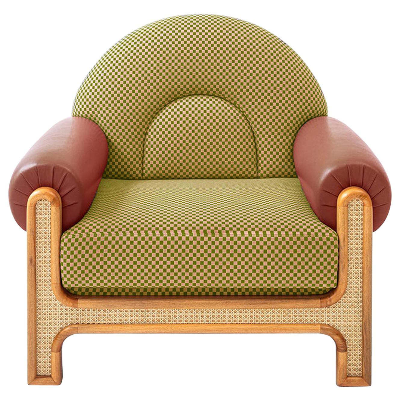 https://a.1stdibscdn.com/n-gene-armchair-with-green-checker-fabric-and-purple-leather-for-sale/1121189/f_216812521607165947651/21681252_master.jpg
