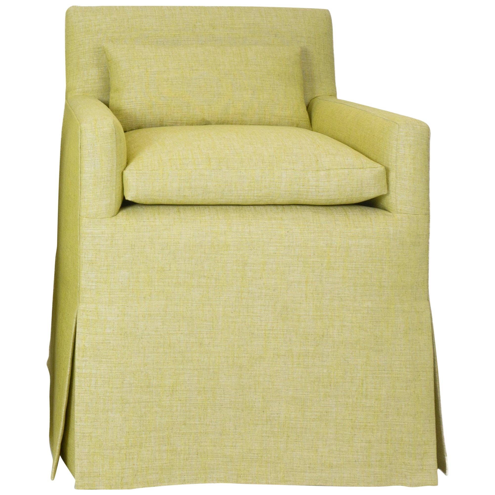 https://a.1stdibscdn.com/modern-skirted-dining-room-chair-with-loose-cushions-and-wheels-for-sale/1121189/f_218851521608699656780/21885152_master.jpg