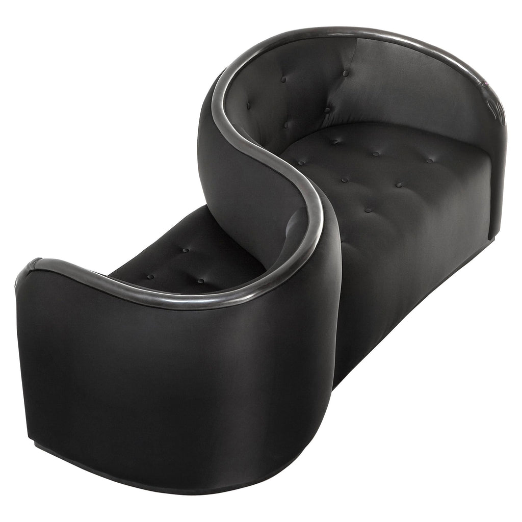 https://a.1stdibscdn.com/salvador-dali-limited-edition-black-sofa-vis-a-vis-de-gala-for-sale/f_12192/f_319641821672273378808/22031422_master.jpg