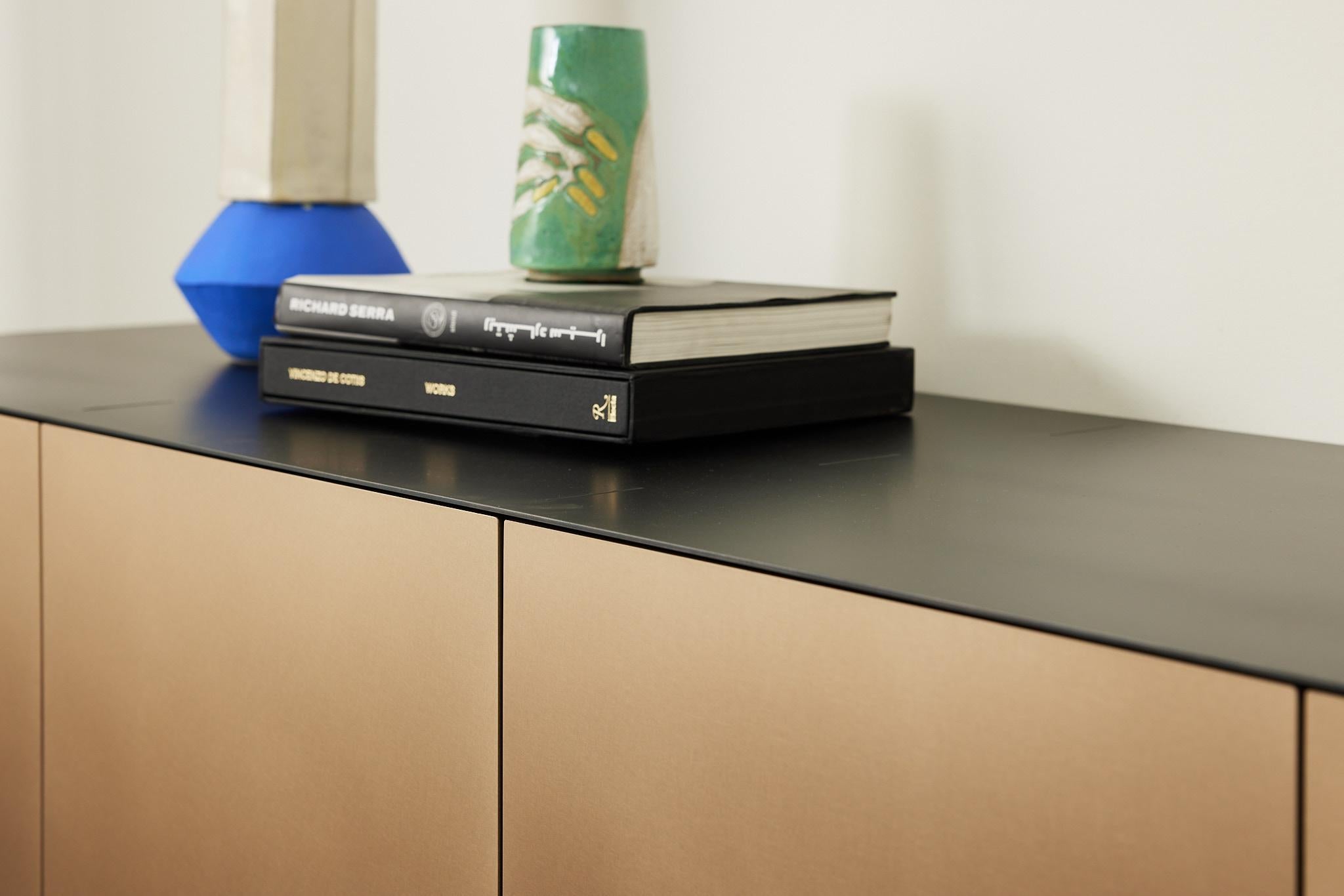 https://a.1stdibscdn.com/connect-credenza-five-door-floating-console-in-steel-and-satin-bronze-for-sale-picture-5/f_30783/f_299920621660587688891/220718_New_Format_14267_revised_master.jpg