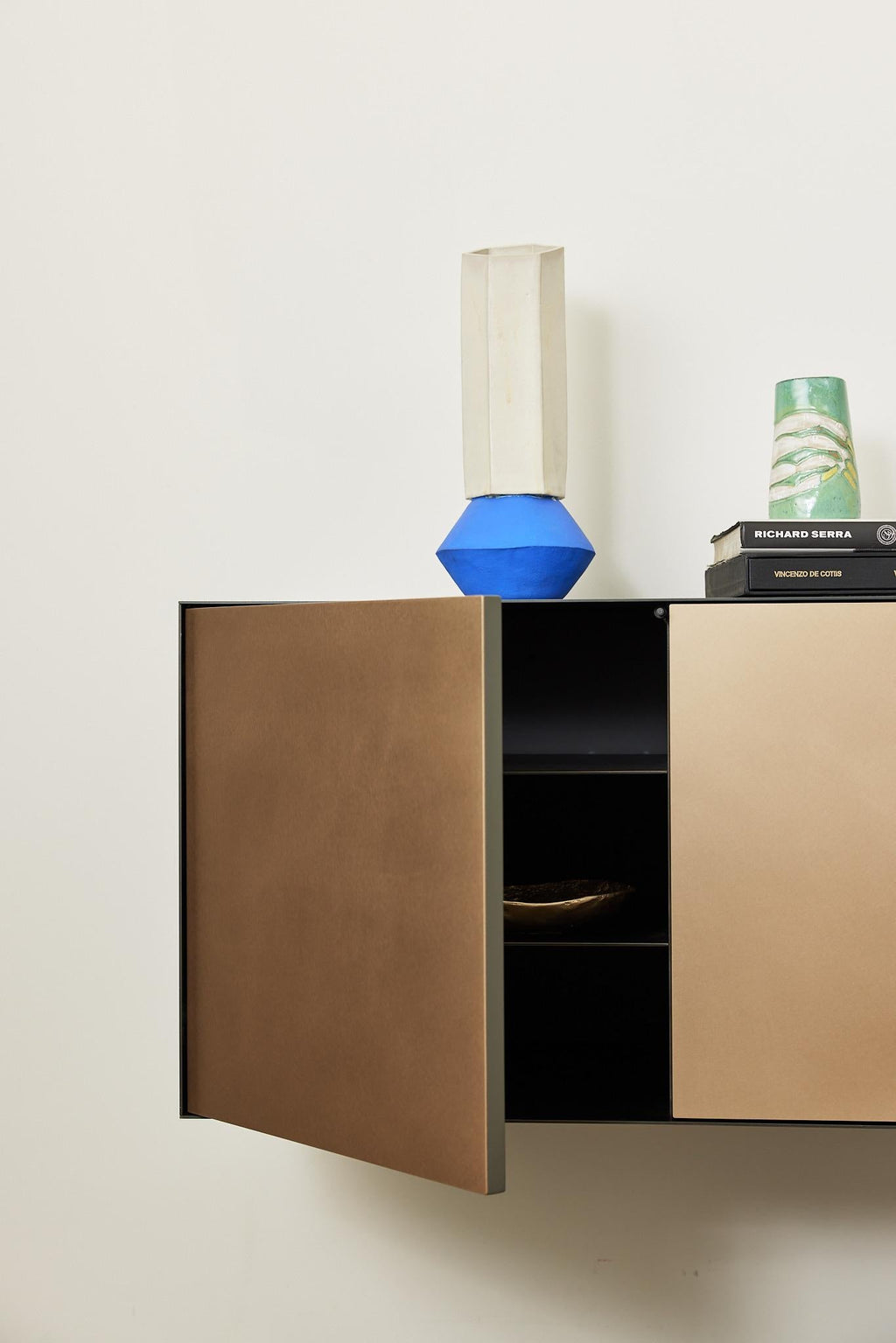 https://a.1stdibscdn.com/connect-credenza-five-door-floating-console-in-steel-and-satin-bronze-for-sale-picture-4/f_30783/f_299920621660587688774/220718_New_Format_14305_revised_master.jpg