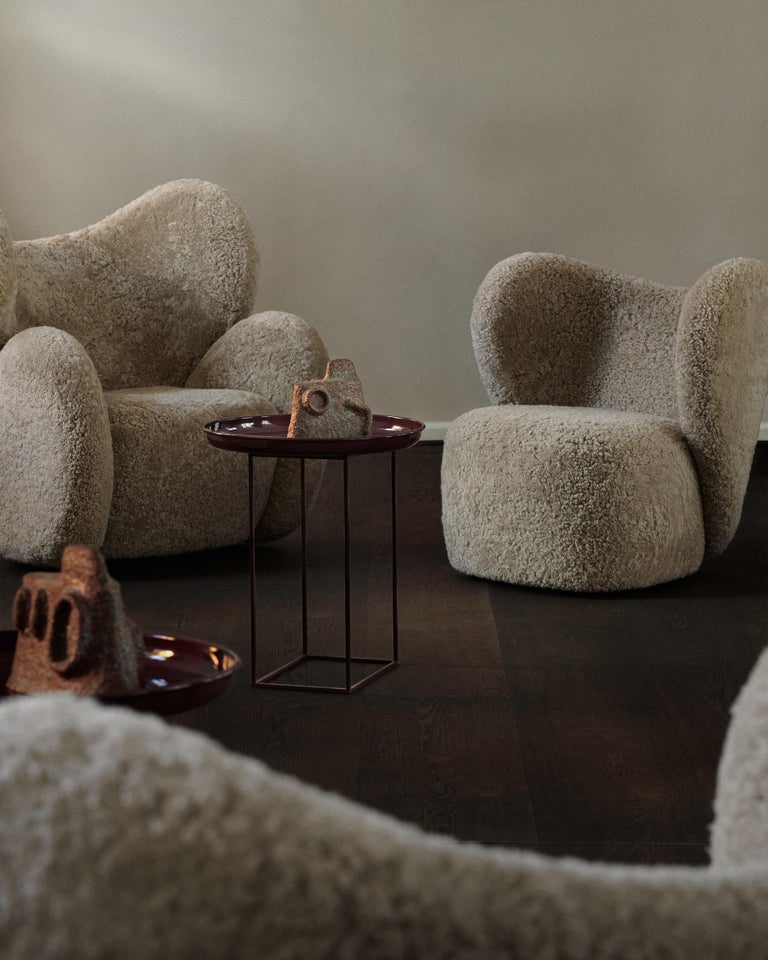 https://a.1stdibscdn.com/little-big-chair-swivel-armchair-in-sheepskin-sahara-by-norr11-for-sale-picture-3/f_31233/f_334395721679568820620/221011_NORR1152503_Morten_Bentzon_master.jpg?width=768