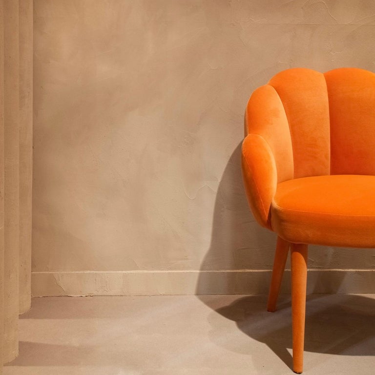 https://a.1stdibscdn.com/contemporary-dining-chair-offered-in-velvet-for-sale-picture-8/f_27693/f_377549021704180036312/22218399_1910210902327468_3716546408744047856_o_master.jpg?width=768