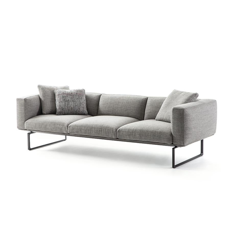 https://a.1stdibscdn.com/piero-lissoni-8-cube-sofa-three-seaters-by-cassina-for-sale-picture-2/f_14272/f_294339321657010550651/2222_master.jpg