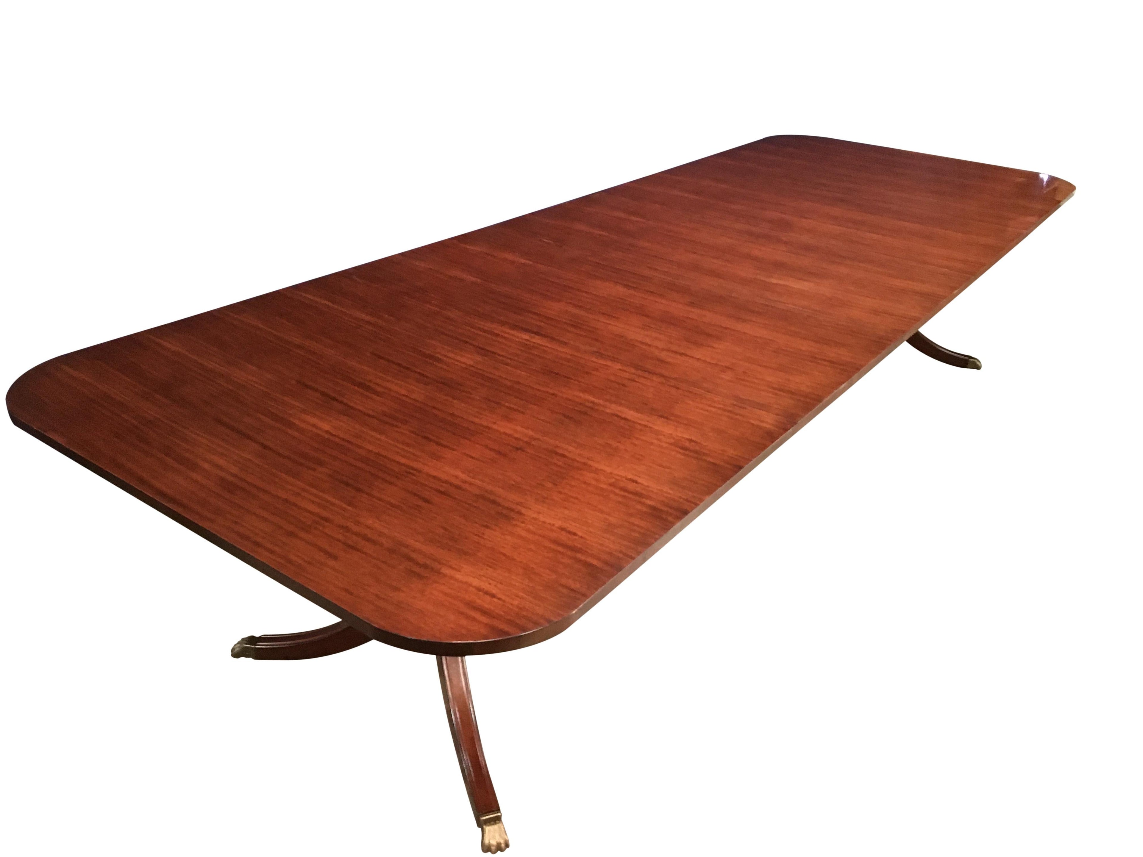 https://a.1stdibscdn.com/custom-ribbon-mahogany-georgian-style-dining-table-by-leighton-hall-for-sale-picture-3/f_44162/f_171923811576074109643/2252A5C4_3563_422A_B557_DC29C303AA57_master.jpeg