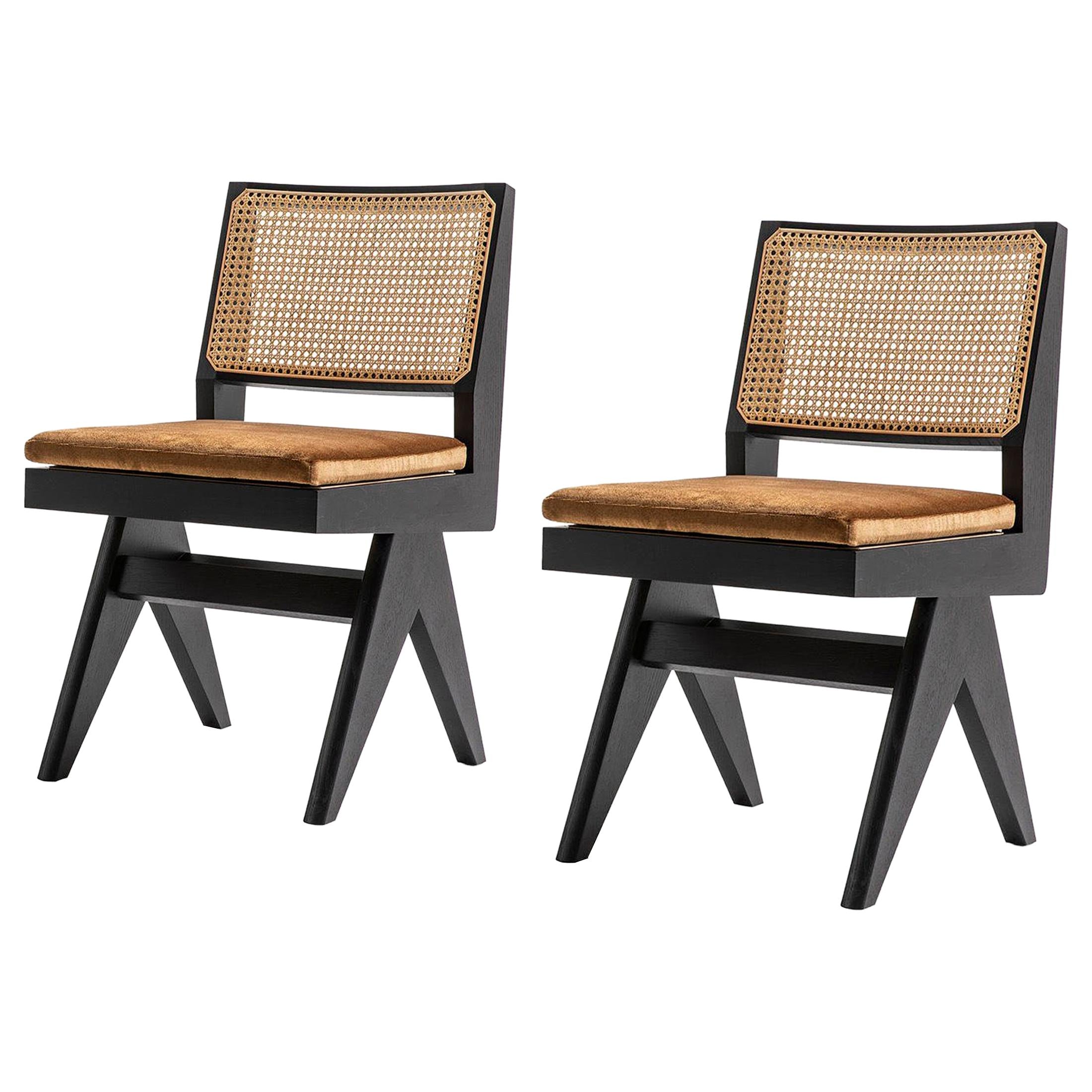 https://a.1stdibscdn.com/set-of-two-pierre-jeanneret-055-capitol-complex-chair-by-cassina-for-sale/f_14272/f_327395821676282851760/22560202_master.jpg