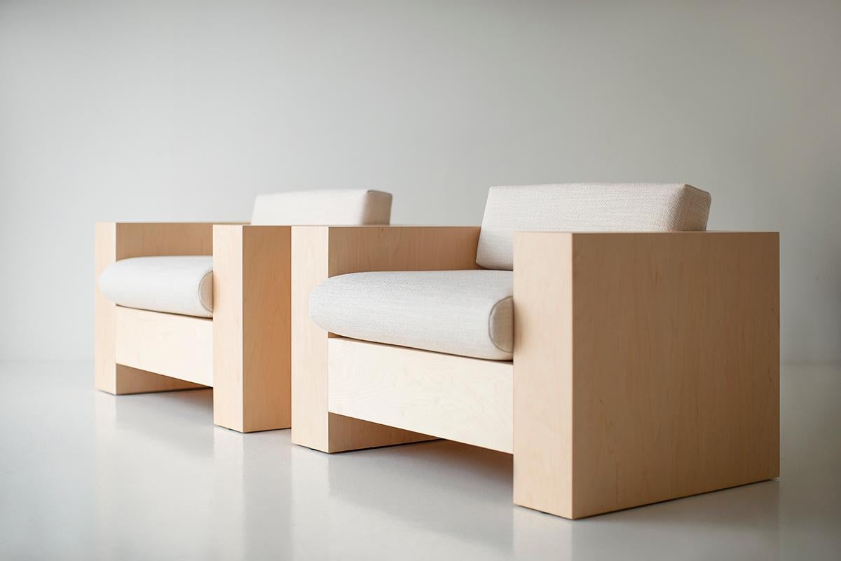 https://a.1stdibscdn.com/bertu-arm-chair-modern-mondo-arm-chair-maple-for-sale-picture-2/f_9720/f_438989121741118258572/22741375_Modern_Arm_Chair_73943932_master.jpg