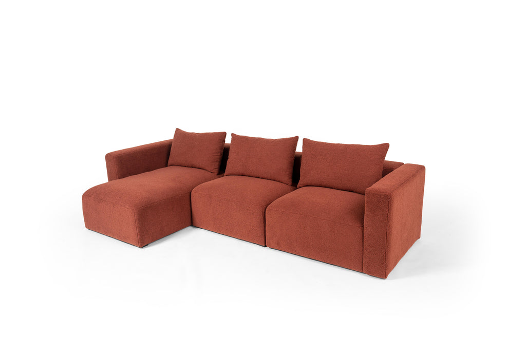 https://a.1stdibscdn.com/koda-sofa-by-ralph-m-for-sale-picture-5/f_12192/f_410585621723570075722/22_RALPH_M_KODA_A7R05692_master.jpg