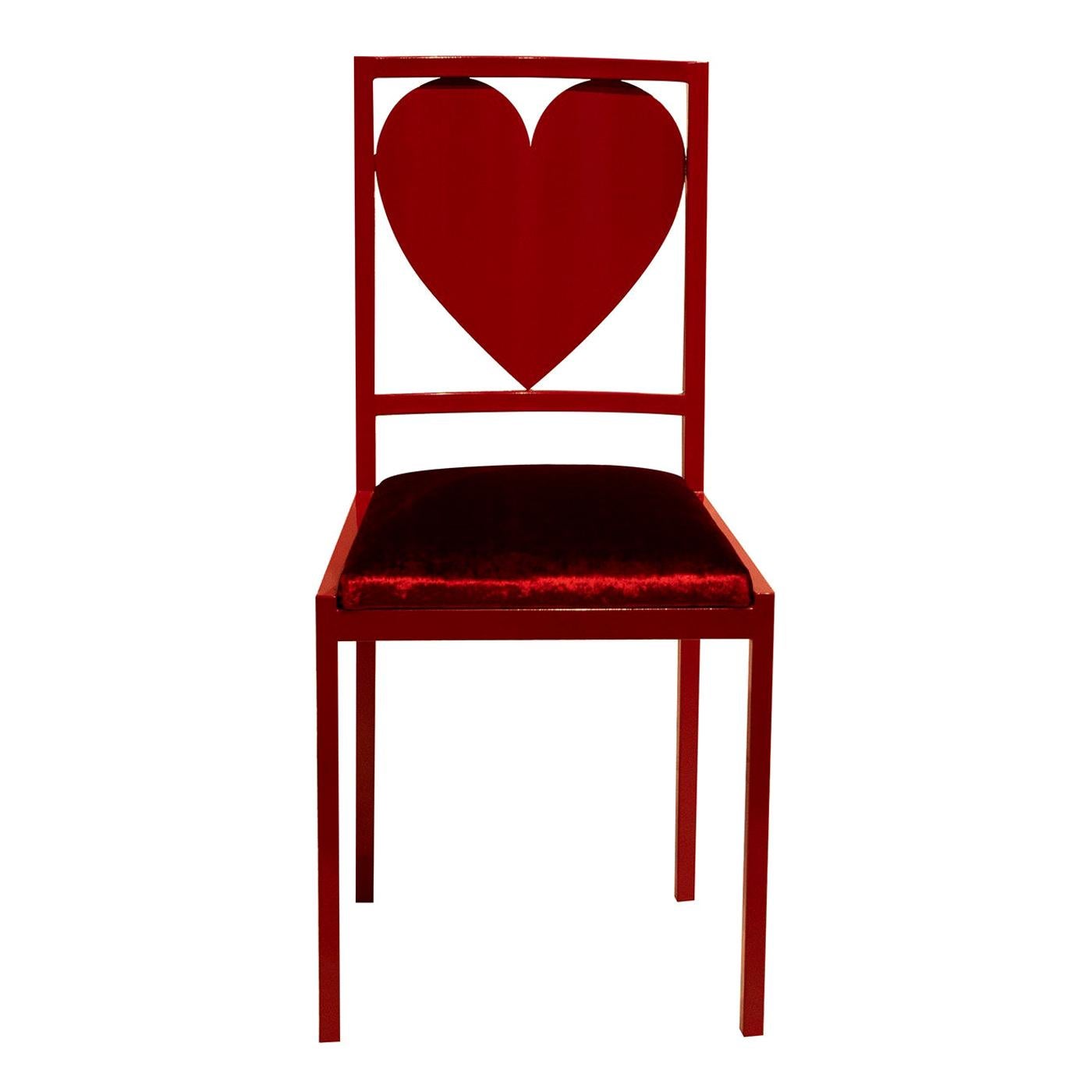 https://a.1stdibscdn.com/heart-chair-for-sale/1121189/f_230933921616814358561/23093392_master.jpg