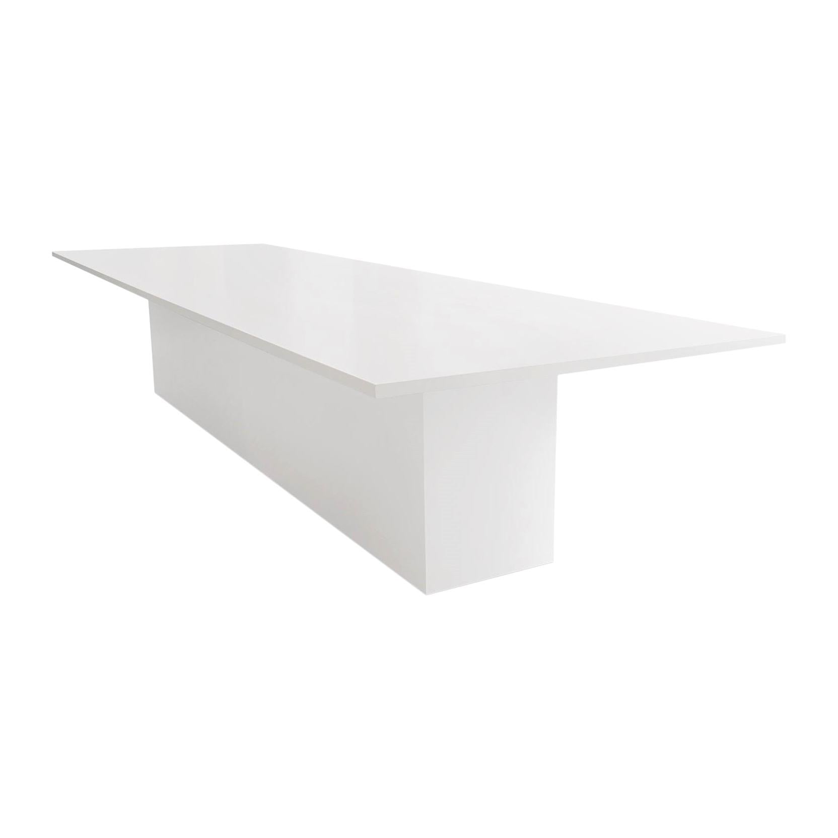 https://a.1stdibscdn.com/contemporary-style-dining-table-for-outdoor-use-matte-white-for-sale/1121189/f_233817421618518049379/23381742_master.jpg