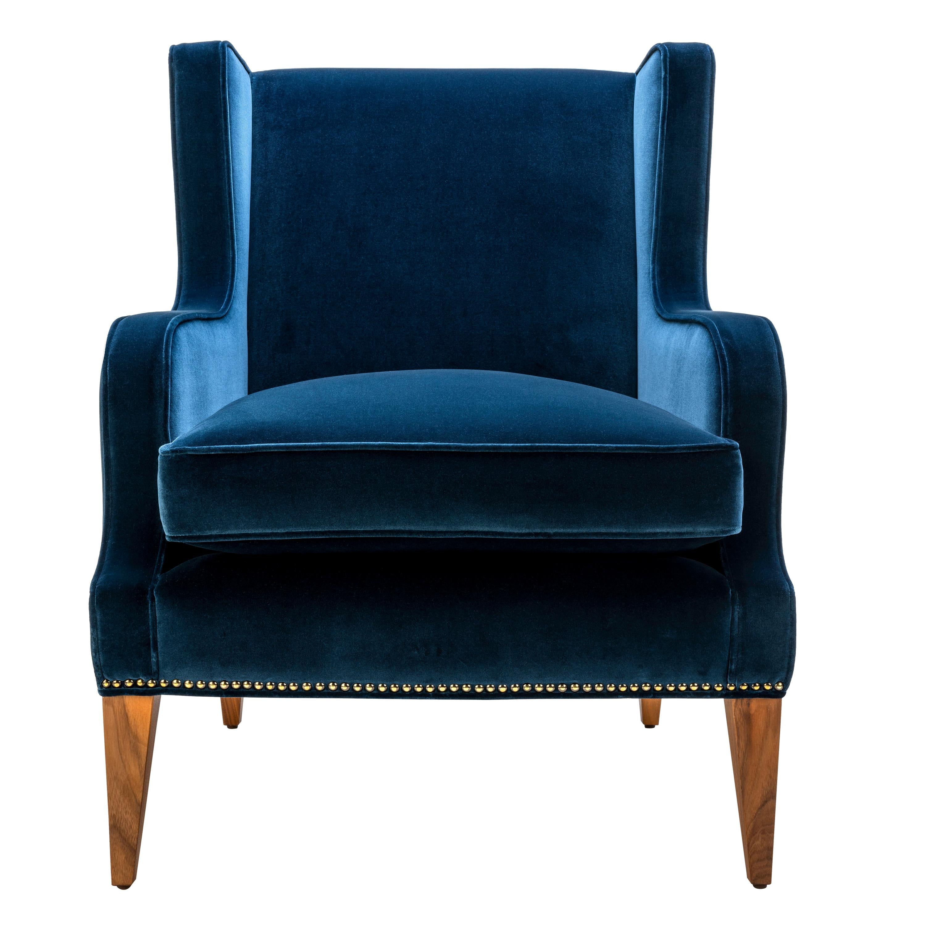 https://a.1stdibscdn.com/contemporary-alae-lounge-chair-in-velvet-with-decorative-nails-and-walnut-legs-for-sale/1121189/f_237144521620936824512/23714452_master.jpg