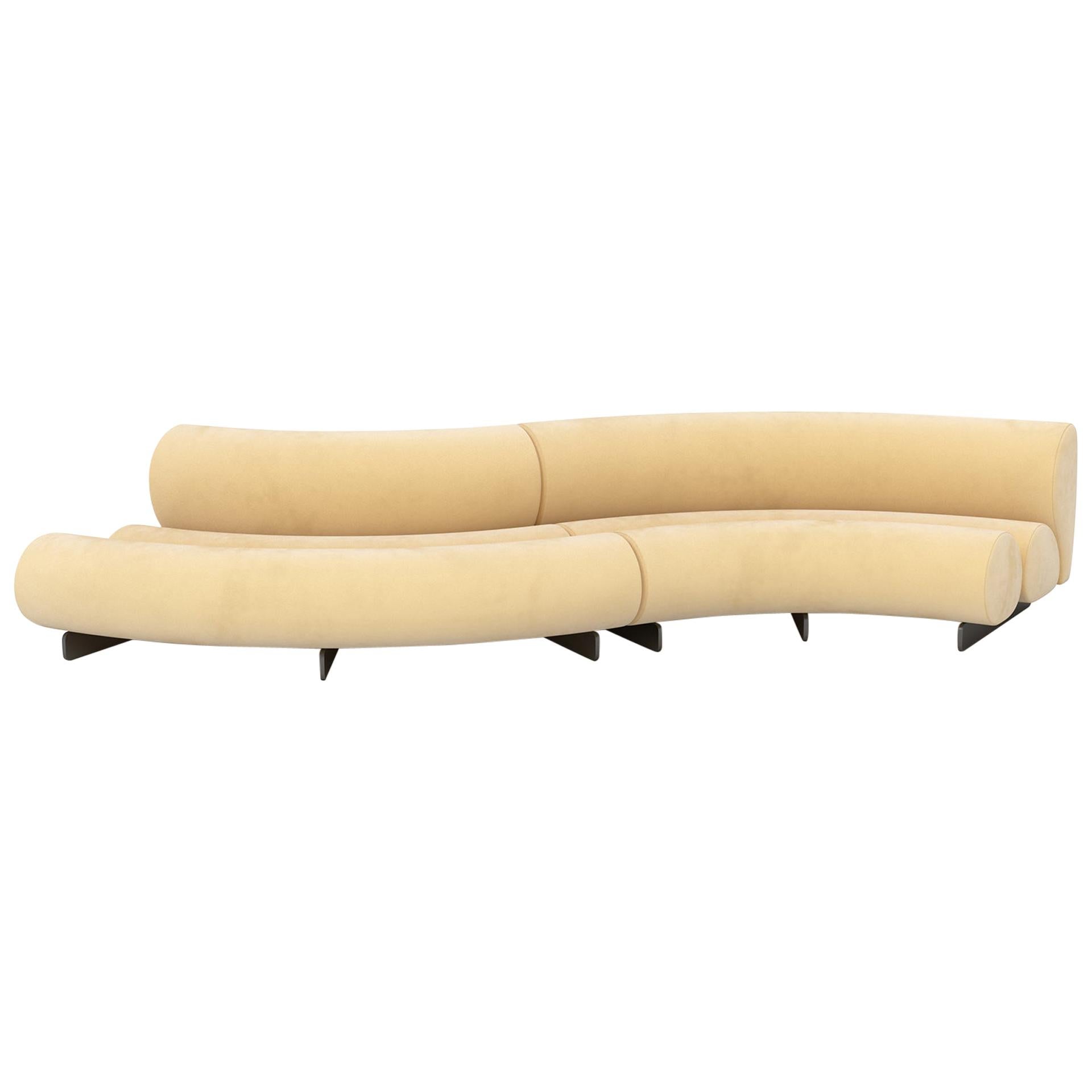 https://a.1stdibscdn.com/celeste-curved-loveseat-in-velvet-for-sale/1121189/f_237831221621080785309/23783122_master.jpg