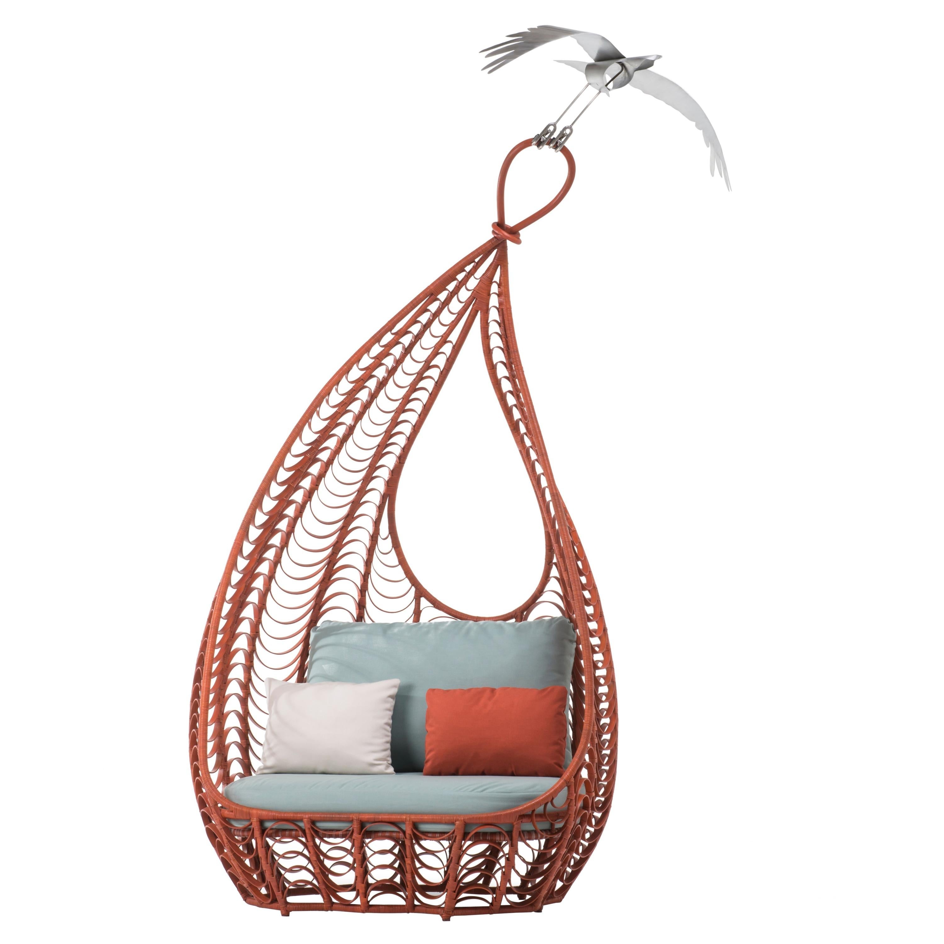 https://a.1stdibscdn.com/indoor-lasso-lounge-chair-by-kenneth-cobonpue-for-sale/f_12192/f_327911821676488121420/23886672_master.jpg