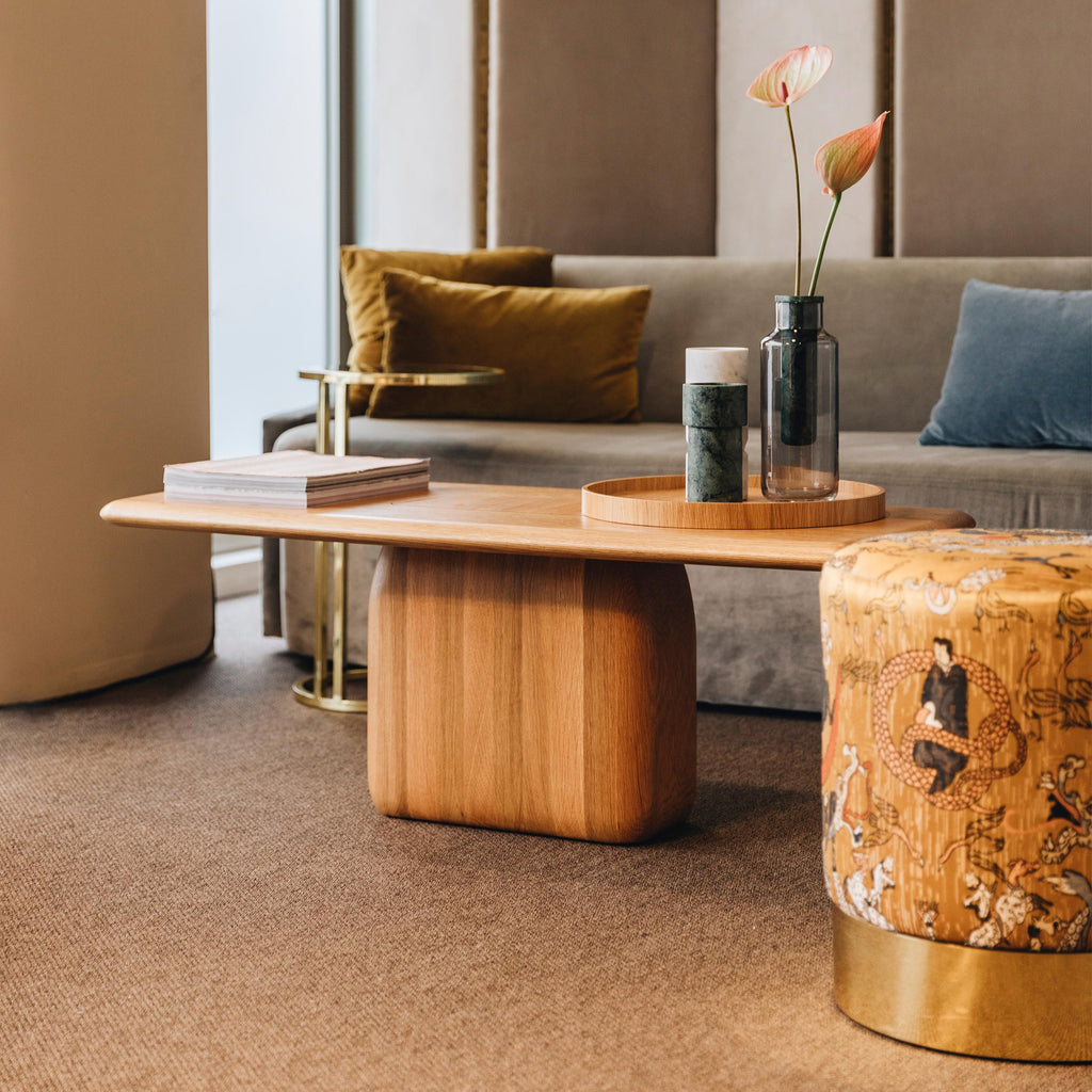 https://a.1stdibscdn.com/21st-century-bossa-rectangular-coffee-table-natural-solid-oak-by-duistt-for-sale-picture-3/f_63222/f_420782421752531506960/_238_duistt_bossa_rectangular_coffee_table_interior_20220512154537_master.jpg