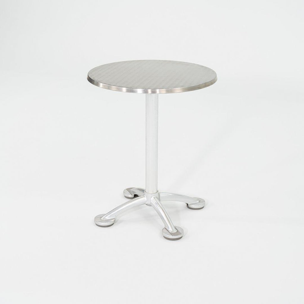 https://a.1stdibscdn.com/2010s-jorge-pensi-for-knoll-amat3-cafe-dining-table-in-aluminum-23-inch-for-sale-picture-2/0/f_455120621750273727041/24031907_4_master.jpg