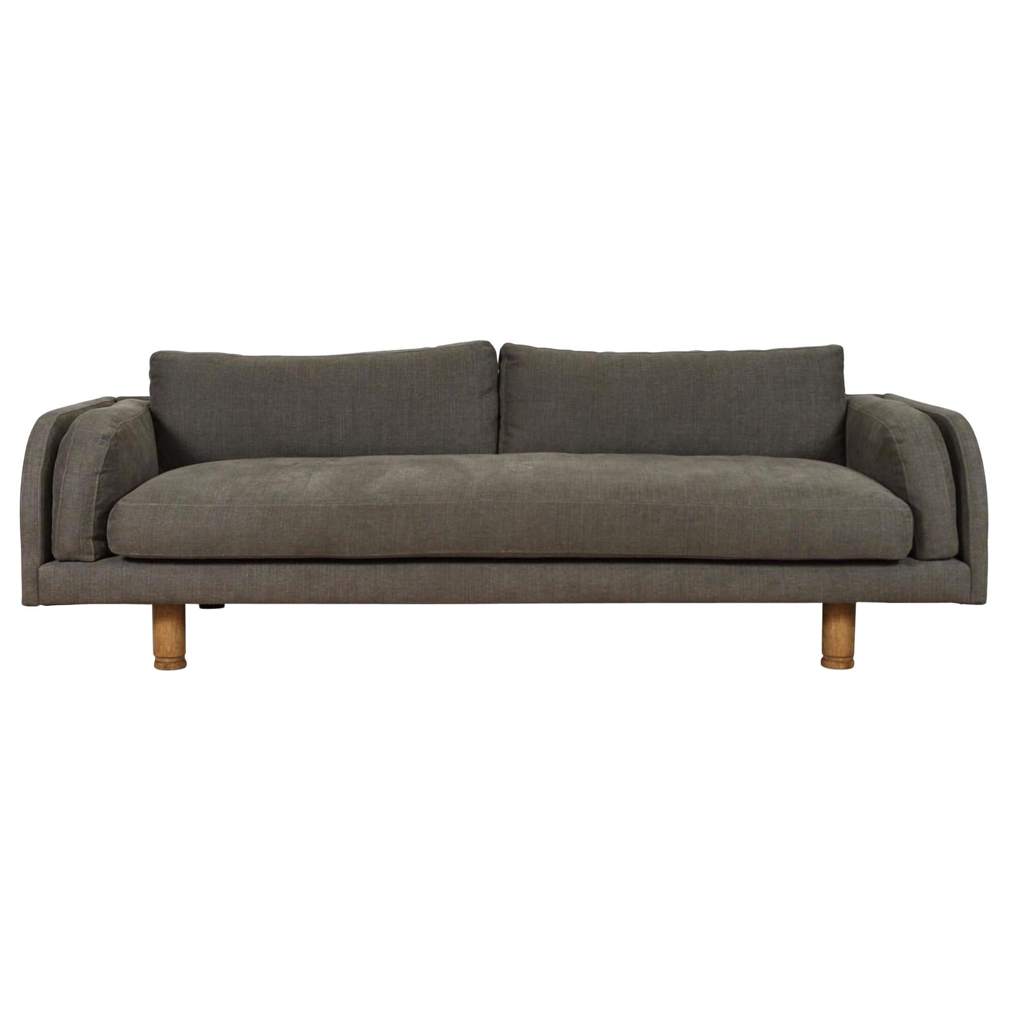 https://a.1stdibscdn.com/moreno-sofa-by-lawson-fenning-for-sale/f_8060/f_371120921700098244032/24165402_master.jpg