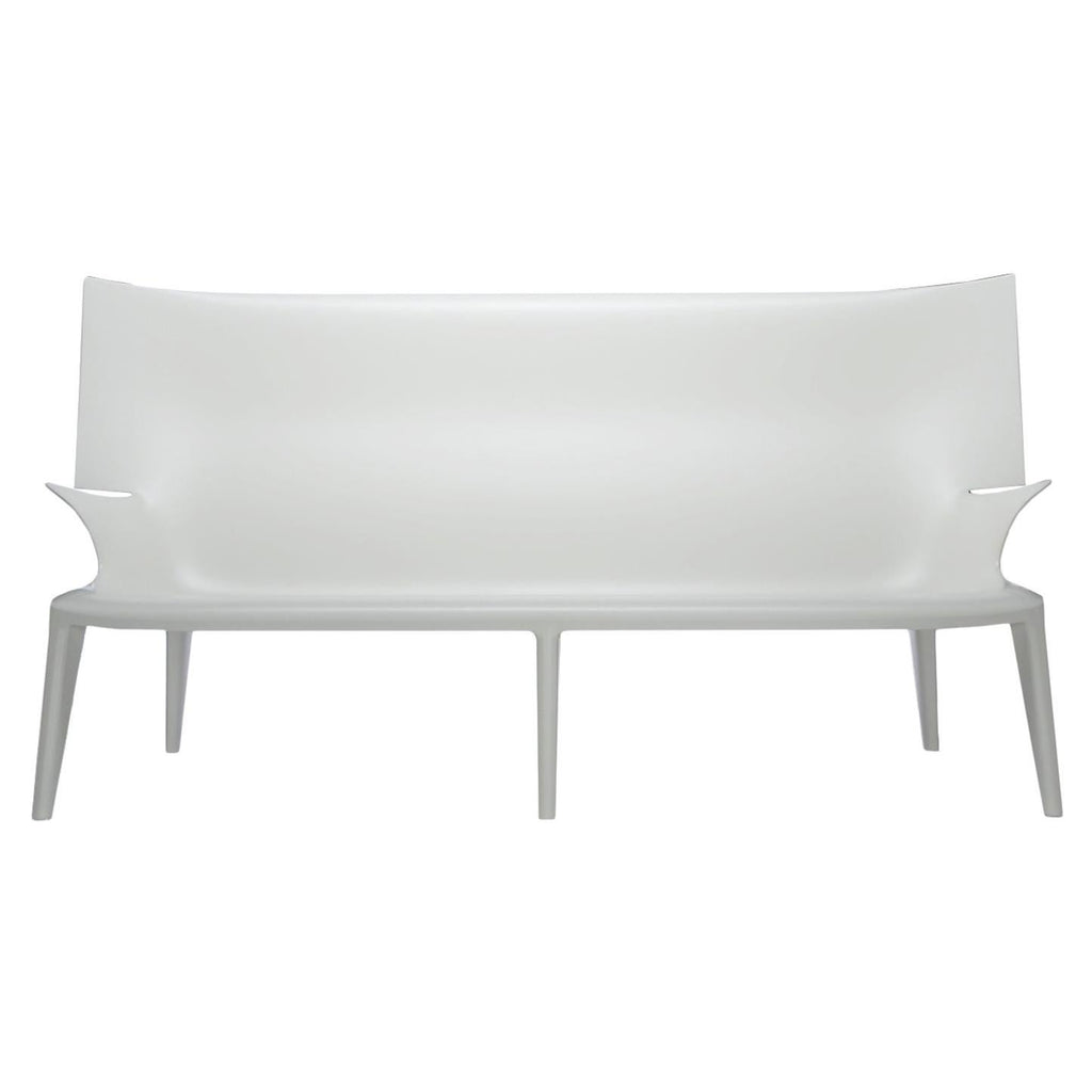 https://a.1stdibscdn.com/kartell-uncle-jack-sofa-in-white-by-philippe-starck-for-sale/1121189/f_242449321624388791982/24244932_master.jpg