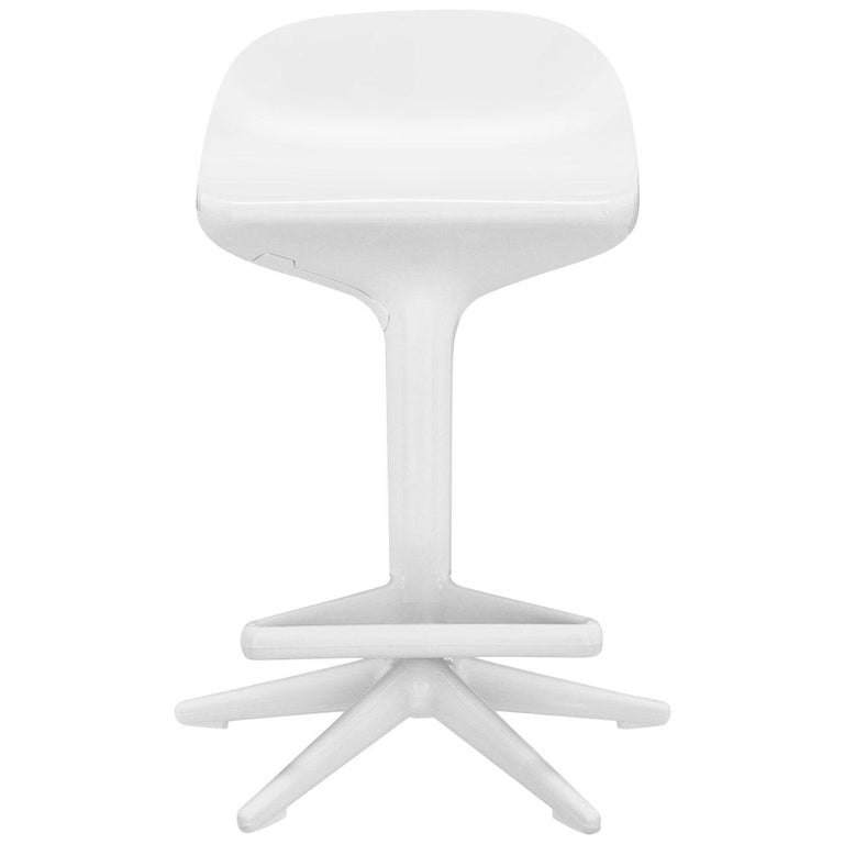 https://a.1stdibscdn.com/kartell-spoon-adjustable-stool-in-white-by-antonio-citterio-toan-nguyen-for-sale/1121189/f_242638621624560921868/24263862_master.jpg?width=768