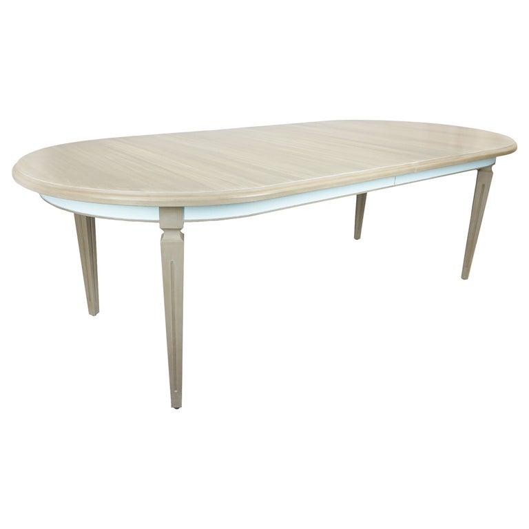 https://a.1stdibscdn.com/french-style-dining-table-with-2-leaf-extensions-for-sale/1121189/f_246158121628254310531/24615812_datamatics.jpg?width=768