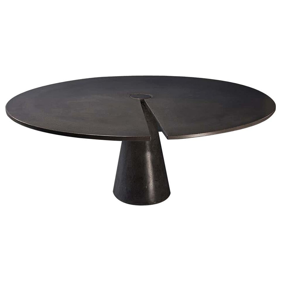https://a.1stdibscdn.com/james-de-wulf-concrete-split-locking-dining-table-60-for-sale/1121189/f_247652721628084928849/24765272_master.jpeg