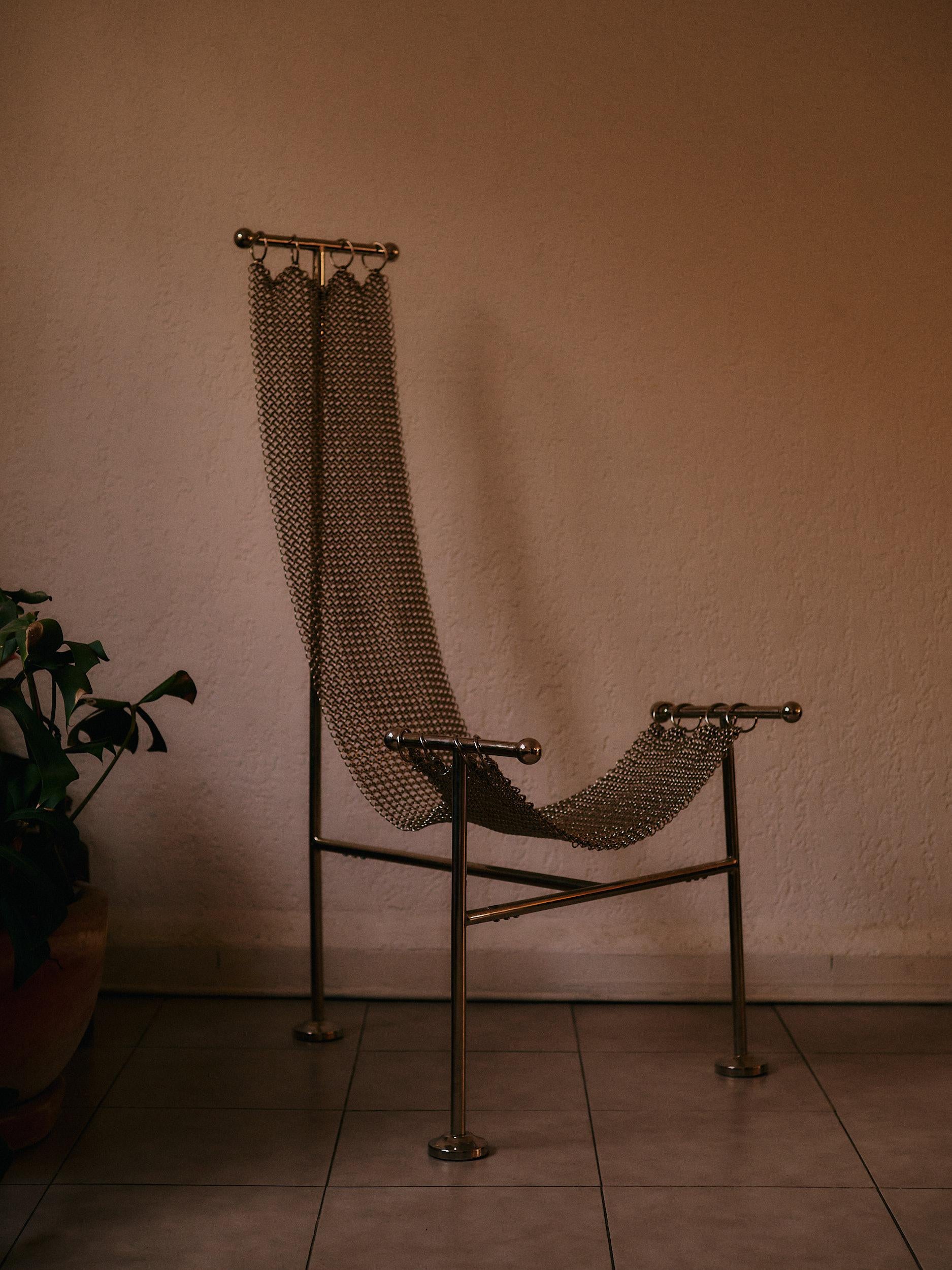 https://a.1stdibscdn.com/chainmail-sculptural-chair-nickel-plated-steel-finish-hand-linked-mesh-for-sale-picture-16/f_69682/f_361508621709698023681/24_01_11_CDMX_1302_master.jpg
