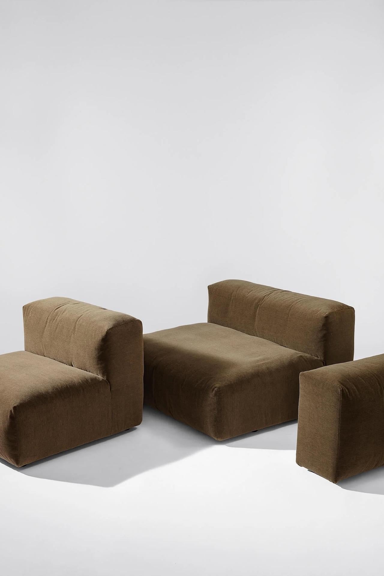 https://a.1stdibscdn.com/customizable-norr11-repose-modular-sofa-by-kristian-sofus-hansen-tommy-hyldahl-for-sale-picture-4/f_44652/f_444625421744318011499/2501_Prive_Modules_NORR11_2_jpg_master.jpeg