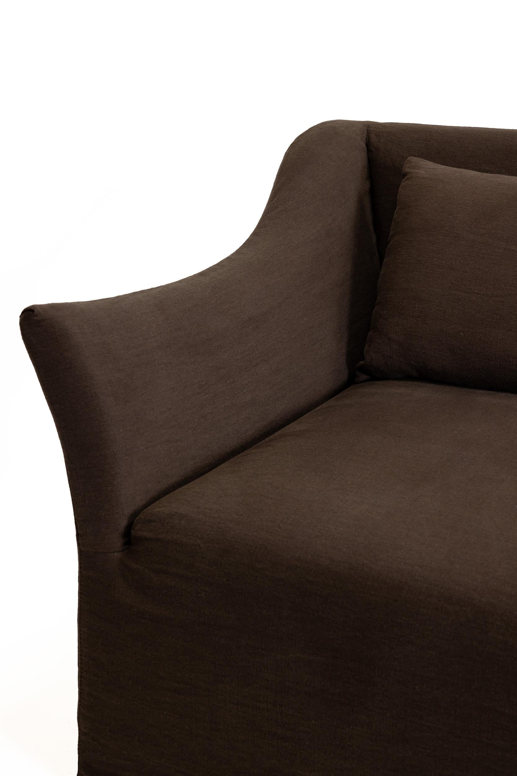 https://a.1stdibscdn.com/001-ghost-sofa-9ft-for-sale-picture-11/f_102362/f_437385621749603510708/250523_GalerieSolis_Silo1284_master.jpg