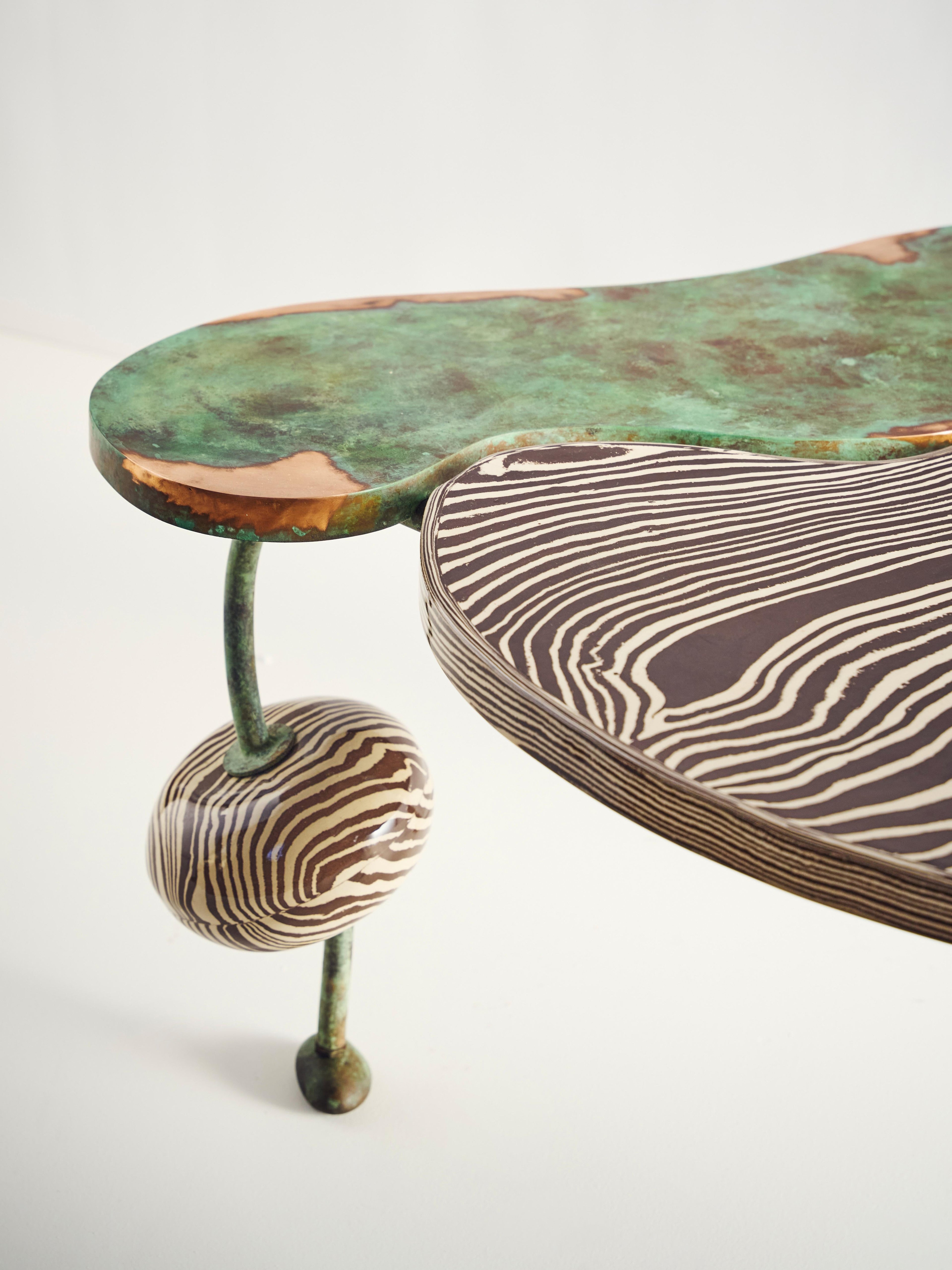https://a.1stdibscdn.com/henry-holland-studio-nimbo-bronze-and-ceramic-coffee-table-for-sale-picture-7/f_82792/f_474972821762962990310/250918_HenryHolland_FurnitureCollection4939_v2_HighRes_master.jpg