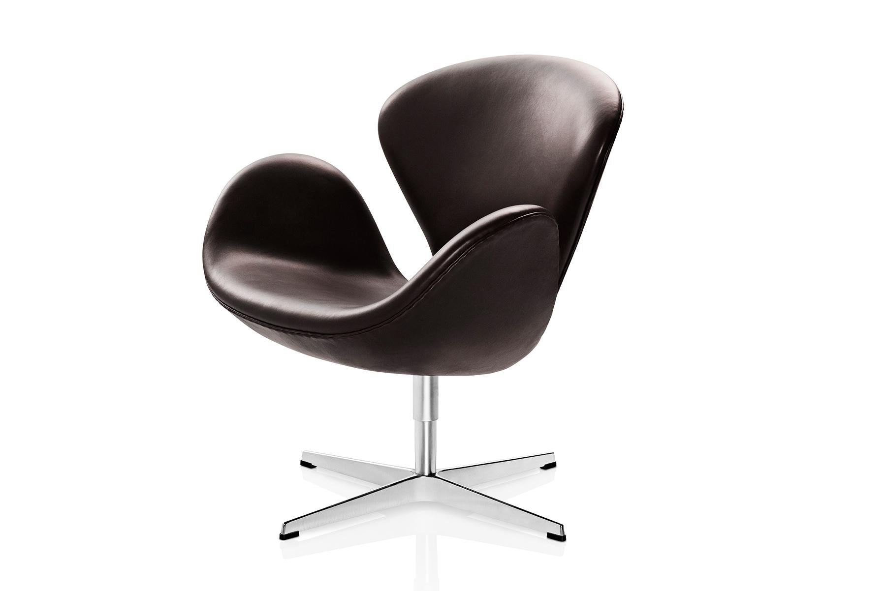 https://a.1stdibscdn.com/arne-jacobsen-model-3320-swan-leather-for-sale-picture-2/f_13532/f_233875221618477033077/2577_Swan__master.jpg