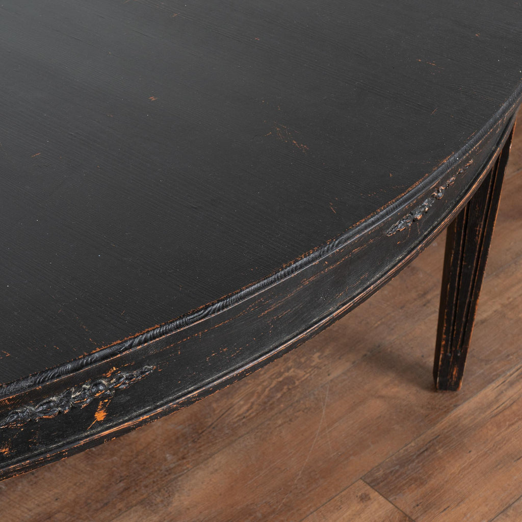 https://a.1stdibscdn.com/large-round-swedish-black-dining-table-reproduction-for-sale-picture-4/f_9236/f_417529221727983320229/25926_006_master.jpg