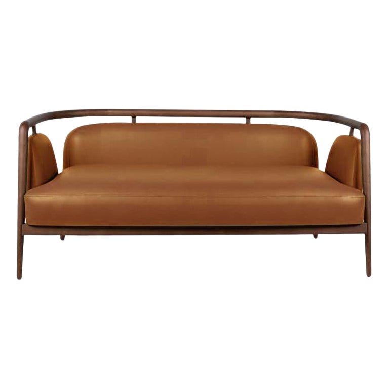 https://a.1stdibscdn.com/walnut-leather-modern-essex-sofa-for-sale/1121189/f_259282421636191184088/25928242_datamatics.jpg