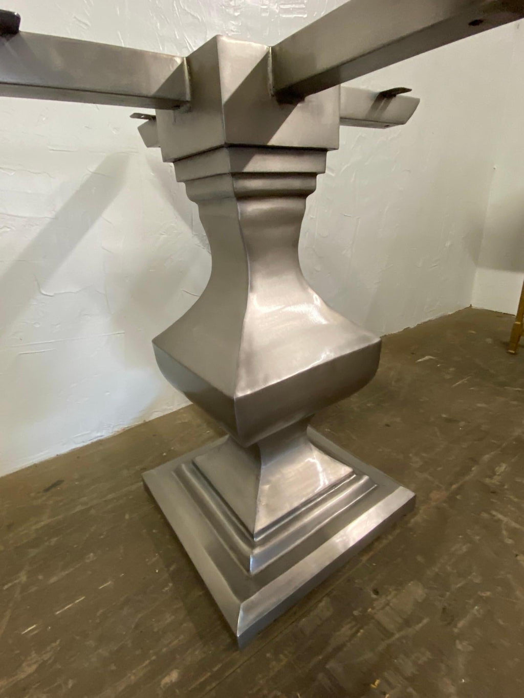 https://a.1stdibscdn.com/nickel-plated-iron-pedestal-base-base-only-for-sale-picture-9/f_8334/f_12184413/25A95869_D0F3_494D_8551_1637006718199_master.jpg