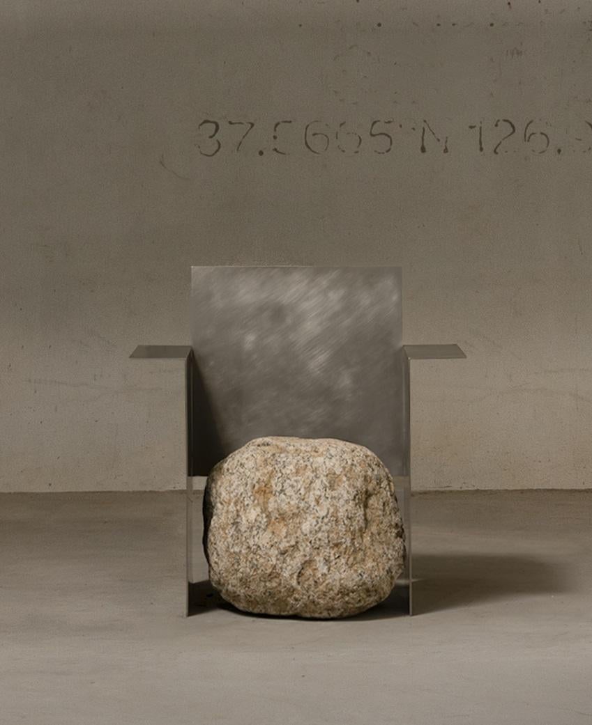 https://a.1stdibscdn.com/proportions-of-stone-armchair-in-stainless-steel-natural-stone-by-lee-sisan-for-sale-picture-4/f_12192/f_494772921775052720182/260304_PHILIA_Seoul_1a_master.jpg