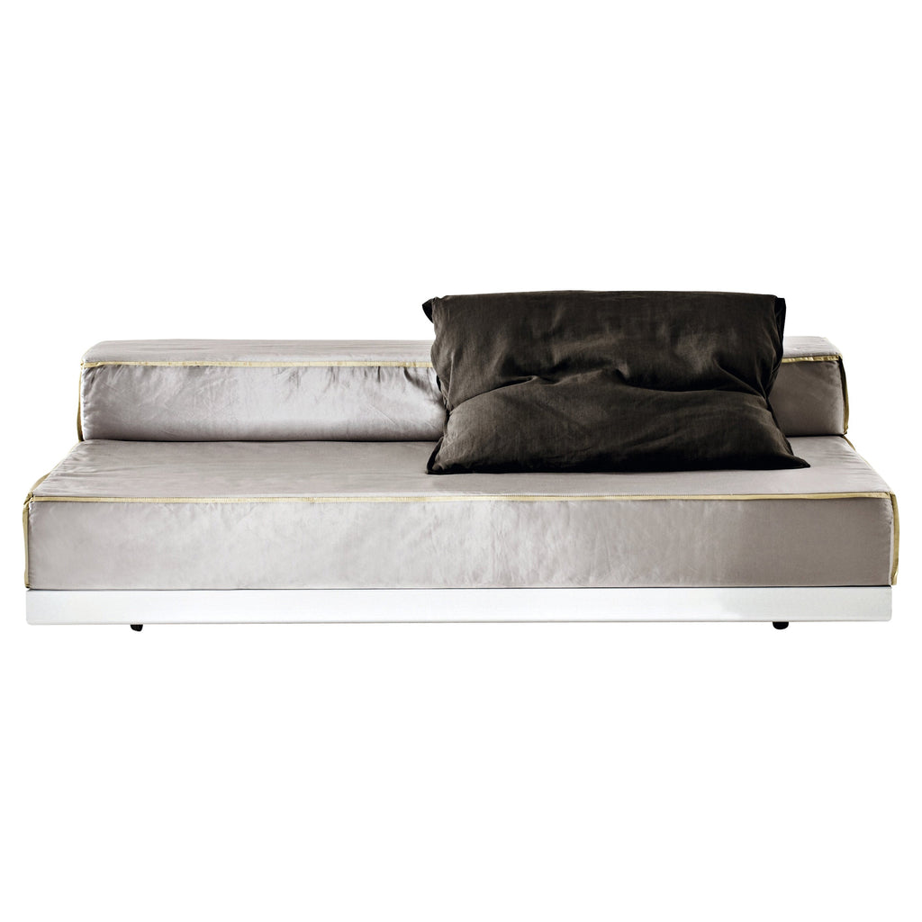 https://a.1stdibscdn.com/bed-breakfast-sofa-bed-in-lario-light-grey-upholstery-by-giuseppe-vigano-for-sale/1121189/f_265735221640082808691/26573522_datamatics.jpg