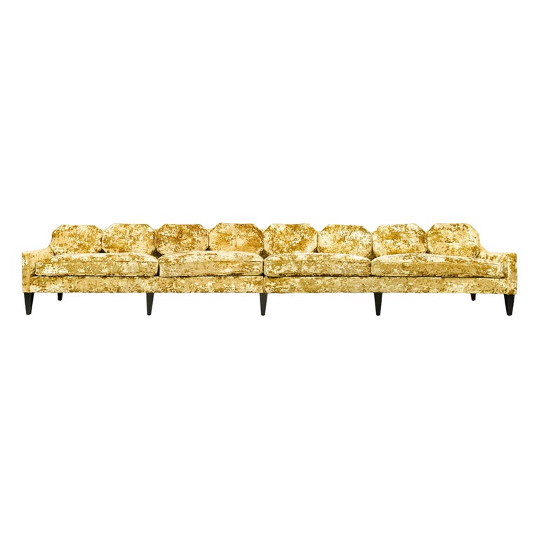 https://a.1stdibscdn.com/customizable-classic-sofa-with-crushed-velvet-and-shaped-back-pillows-for-sale/1121189/f_266271721646924891377/26627172_datamatics.jpg?width=768