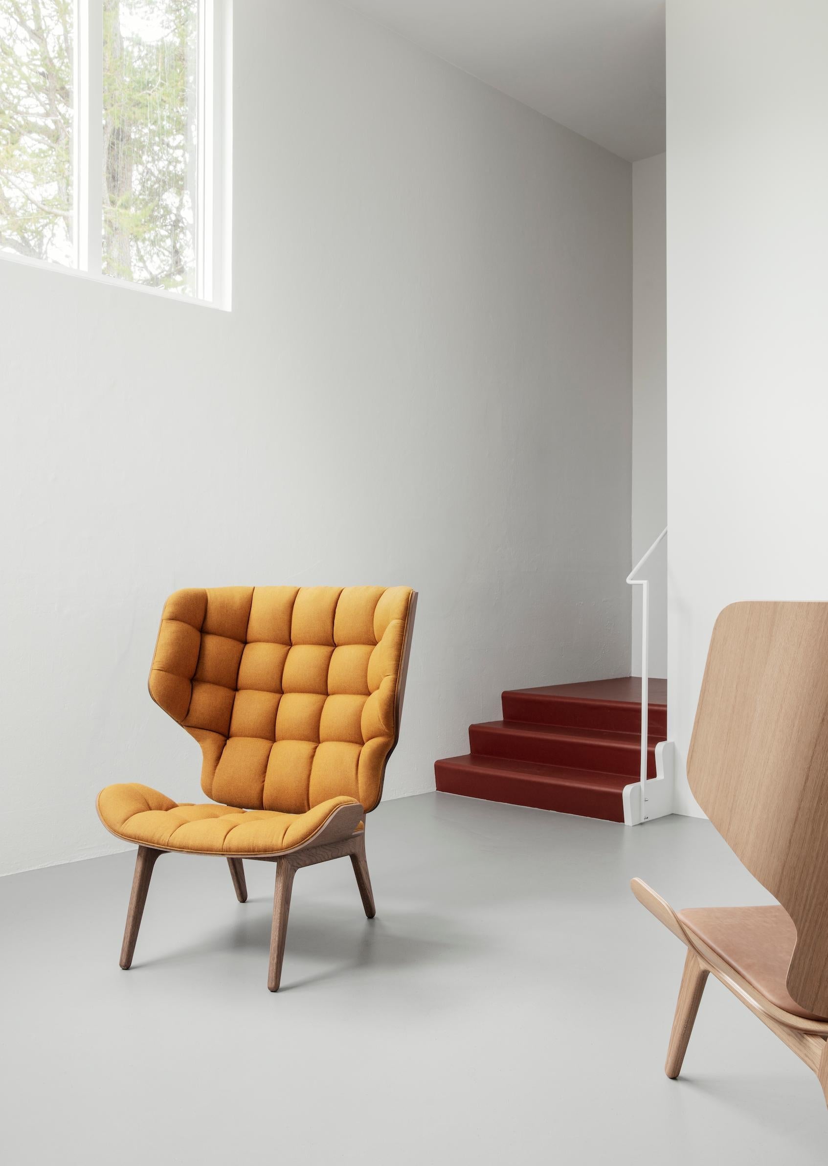 https://a.1stdibscdn.com/contemporary-set-mammoth-chair-ottoman-light-smoked-oak-fame-for-sale-picture-9/f_31233/f_337420621681199521102/26_5242_master.jpg